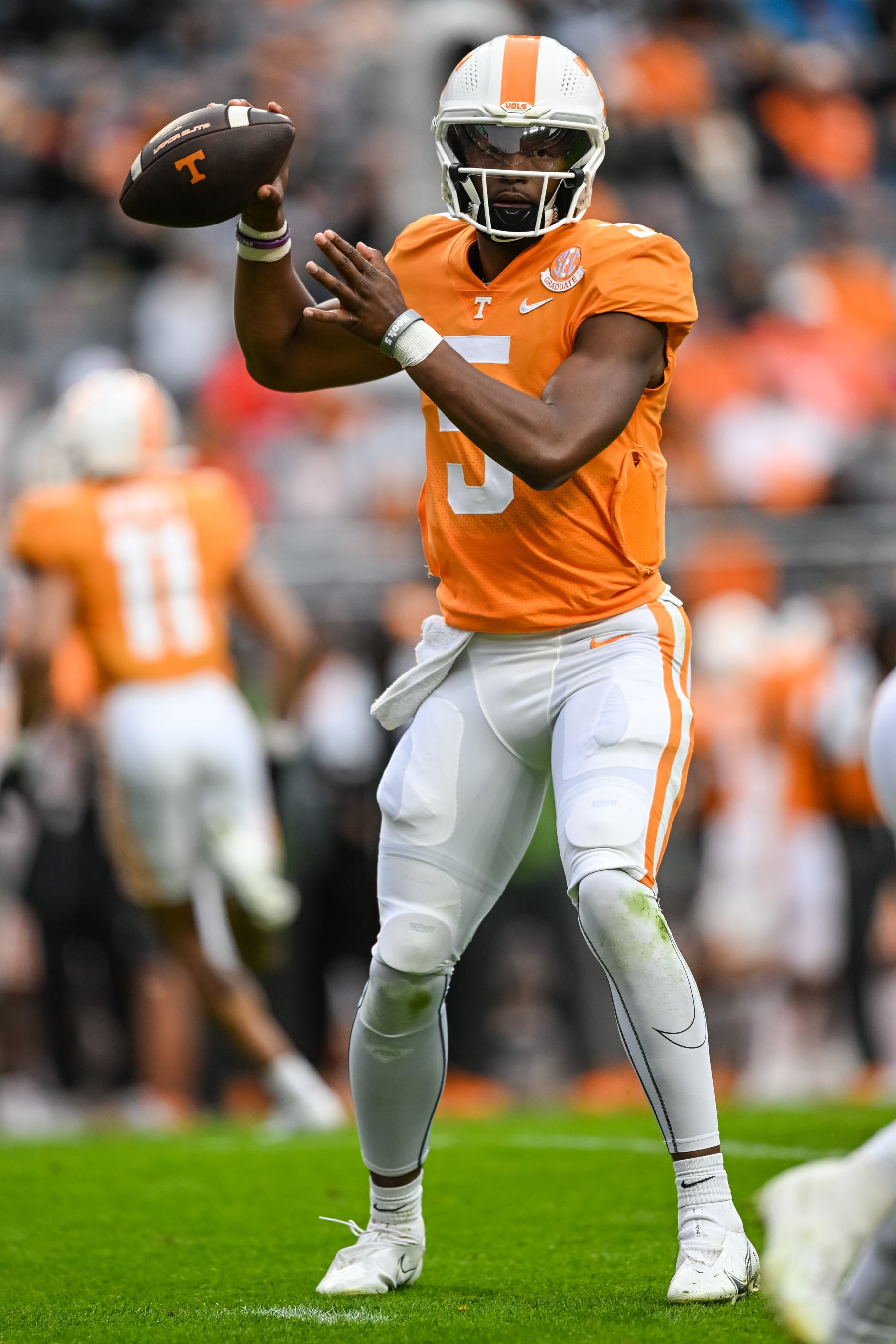 KNOXVILLE, TN - NOVEMBER 12: Tennessee Volunteers quarterback Hendon Hooker (5) throws a pass during the college football game between the Tennessee Volunteers and the Missouri Tigers on November 12, 2022, at Neyland Stadium, in Knoxville, TN. (Photo by Bryan Lynn/Icon Sportswire via Getty Images)