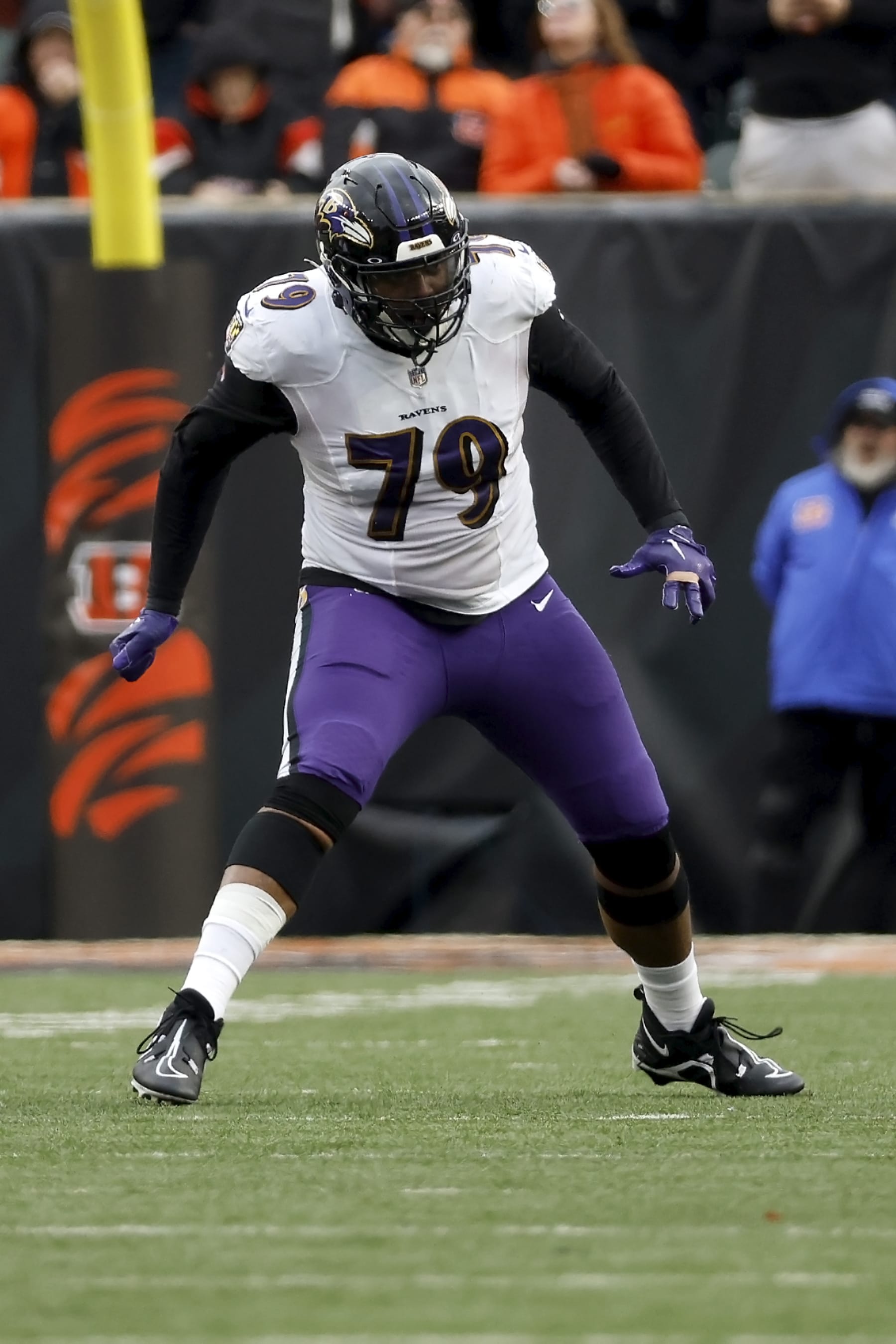 CINCINNATI, OH - JANUARY 08:  Ronnie Stanley #79 of the Baltimore Ravens looks to make a block during the game against the Cincinnati Bengals at Paycor Stadium on January 8, 2023 in Cincinnati, Ohio. (Photo by Kirk Irwin/Getty Images)