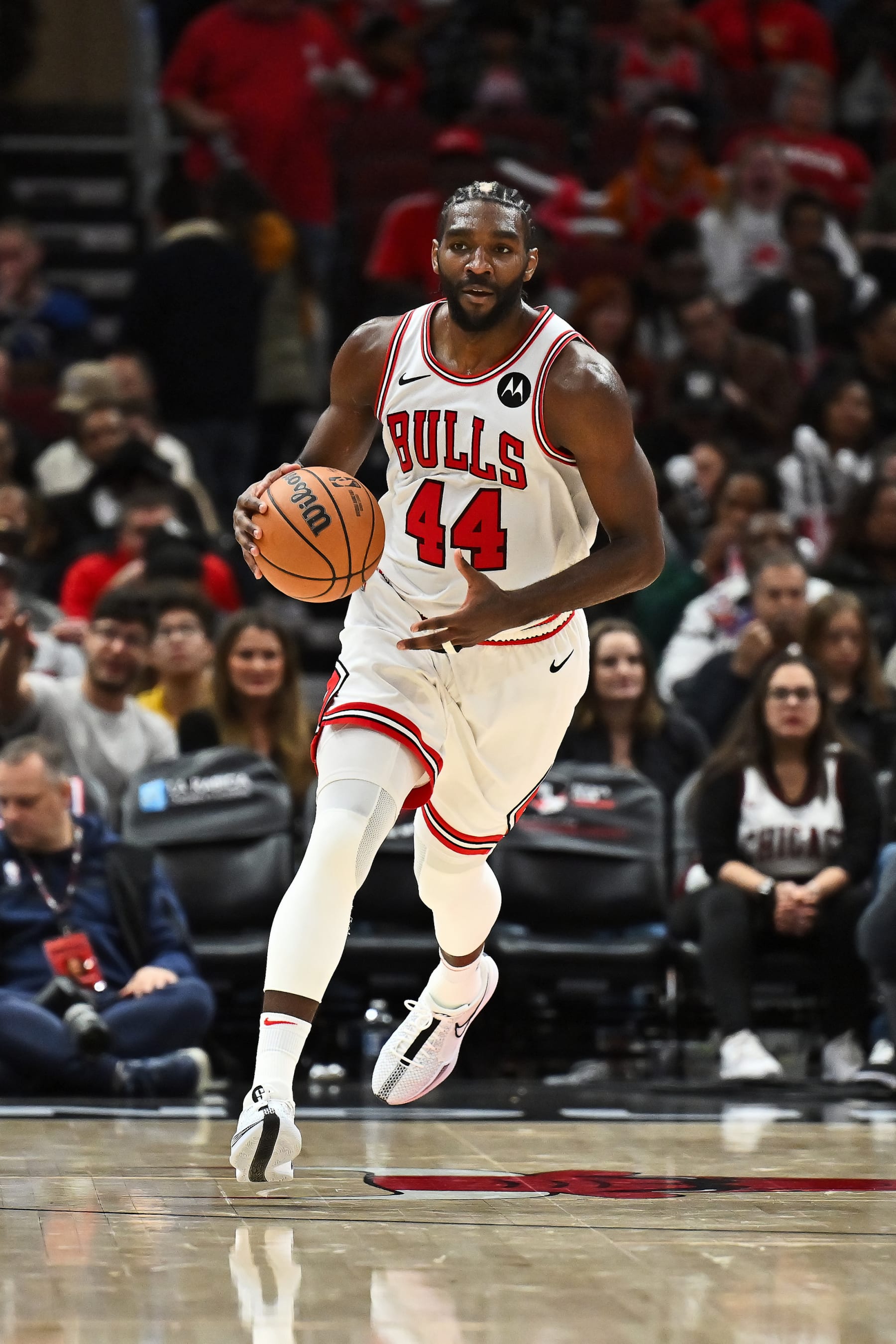 CHICAGO, ILLINOIS - NOVEMBER 15:  Patrick Williams #44 of the Chicago Bulls controls the ball against the Orlando Magic on November 15, 2023 at United Center in Chicago, Illinois.   NOTE TO USER: User expressly acknowledges and agrees that, by downloading and or using this photograph, User is consenting to the terms and conditions of the Getty Images License Agreement.  (Photo by Jamie Sabau/Getty Images)