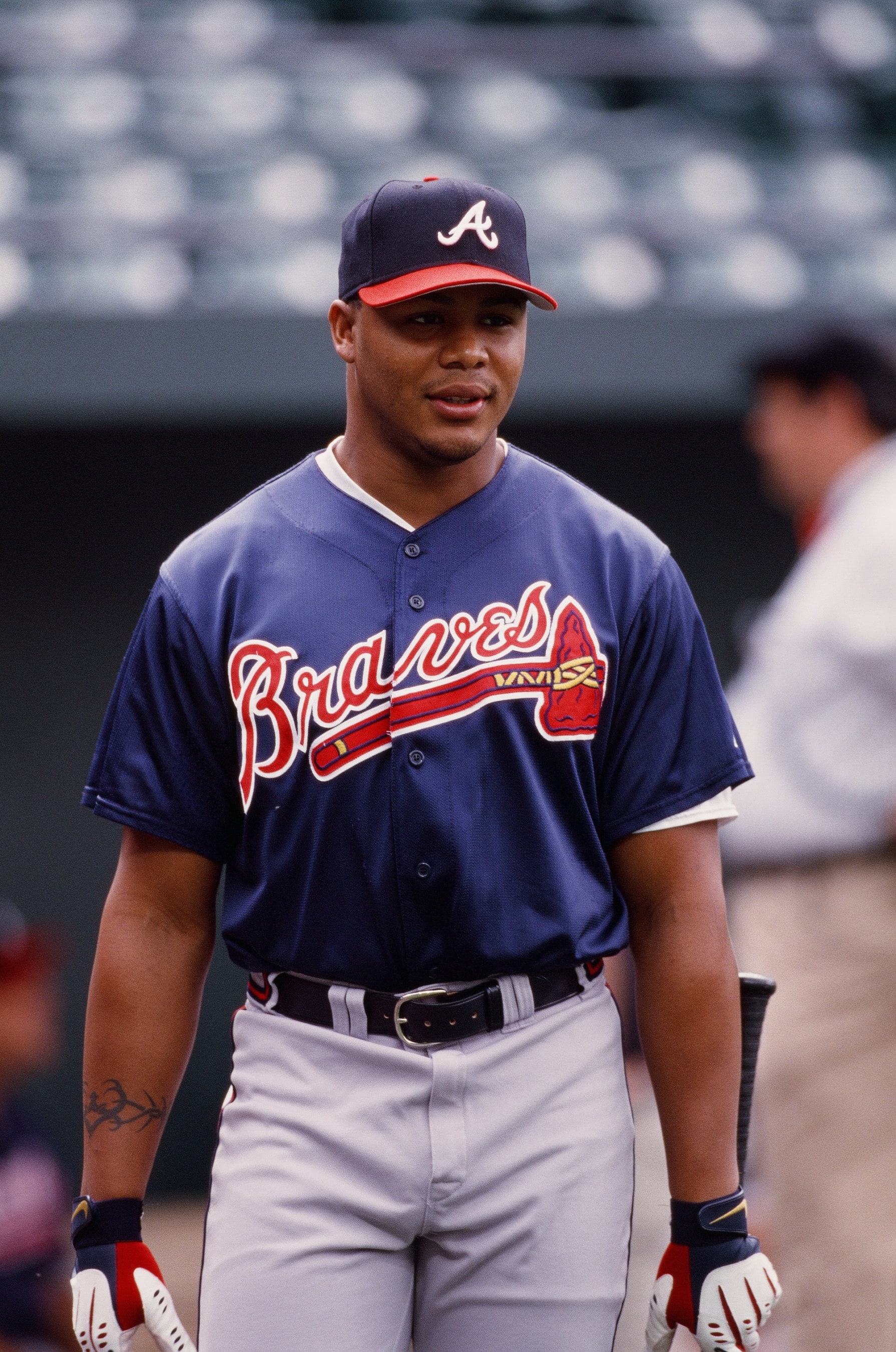 BALTIMORE, MD - JULY 15:  Andruw Jones of the Atlanta Braves during the game against the Baltimore Orioles at Oriole Park at Camden Yards on July 15, 2000 in Baltimore, Maryland. (Photo by Sporting News via Getty Images via Getty Images) 