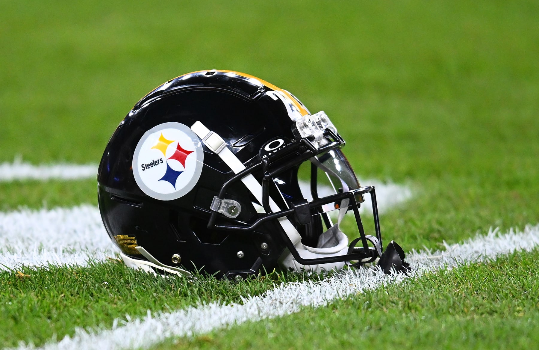 PITTSBURGH, PENNSYLVANIA - DECEMBER 7:  A detailed view of a Pittsburgh Steelers helmet prior to the game against the New England Patriots at Acrisure Stadium on December 7, 2023 in Pittsburgh, Pennsylvania. (Photo by Joe Sargent/Getty Images)