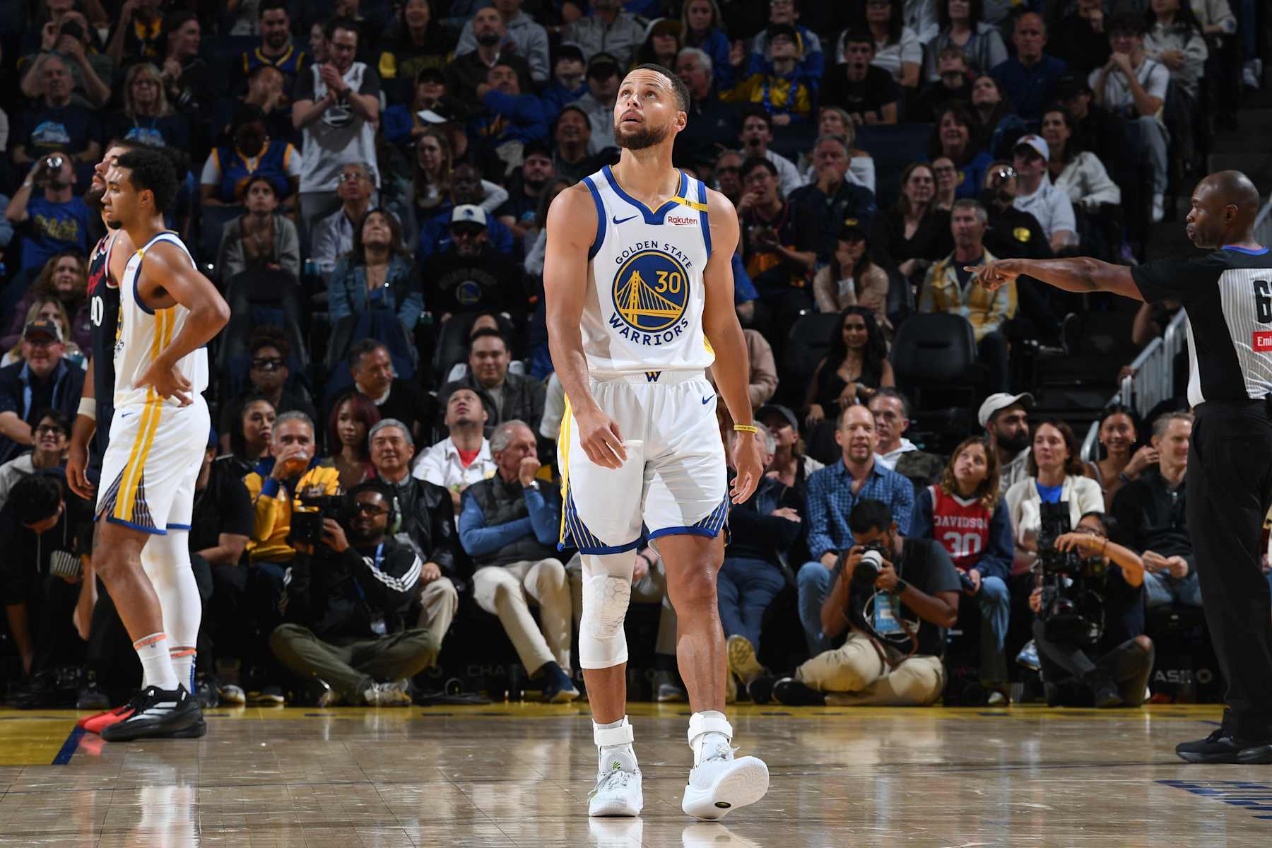 SAN FRANCISCO, CA - OCTOBER 27: Stephen Curry #30 of the Golden State Warriors looks on during the game against the LA Clippers on October 27, 2024 at Chase Center in San Francisco, California. NOTE TO USER: User expressly acknowledges and agrees that, by downloading and or using this photograph, user is consenting to the terms and conditions of Getty Images License Agreement. Mandatory Copyright Notice: Copyright 2024 NBAE (Photo by Noah Graham/NBAE via Getty Images)