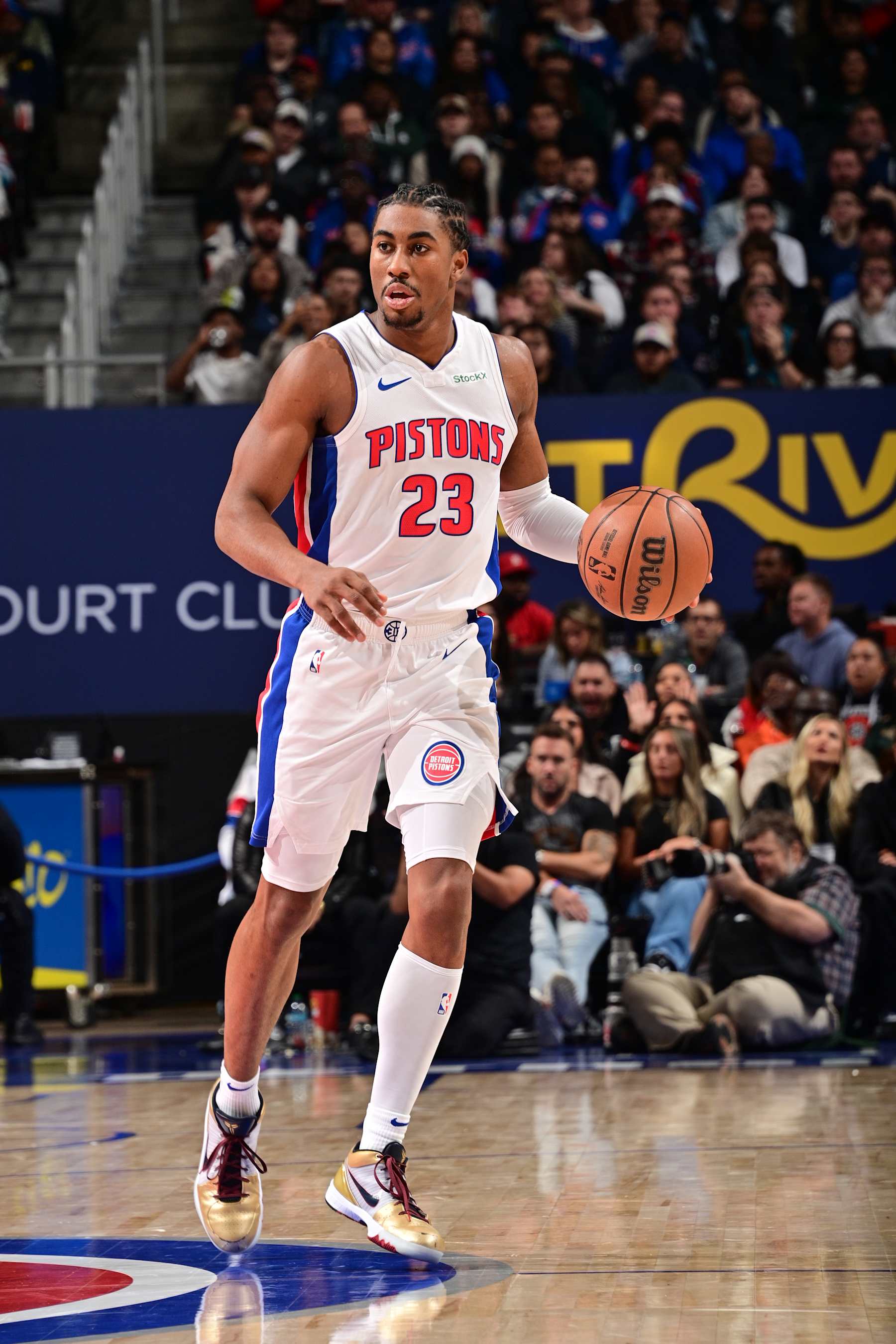 DETROIT, MI - OCTOBER 23: Jaden Ivey #23 of the Detroit Pistons dribbles the ball during the game against the Indiana Pacers on October 23, 2024 at Little Caesars Arena in Detroit, Michigan. NOTE TO USER: User expressly acknowledges and agrees that, by downloading and/or using this photograph, User is consenting to the terms and conditions of the Getty Images License Agreement. Mandatory Copyright Notice: Copyright 2024 NBAE (Photo by Chris Schwegler/NBAE via Getty Images)