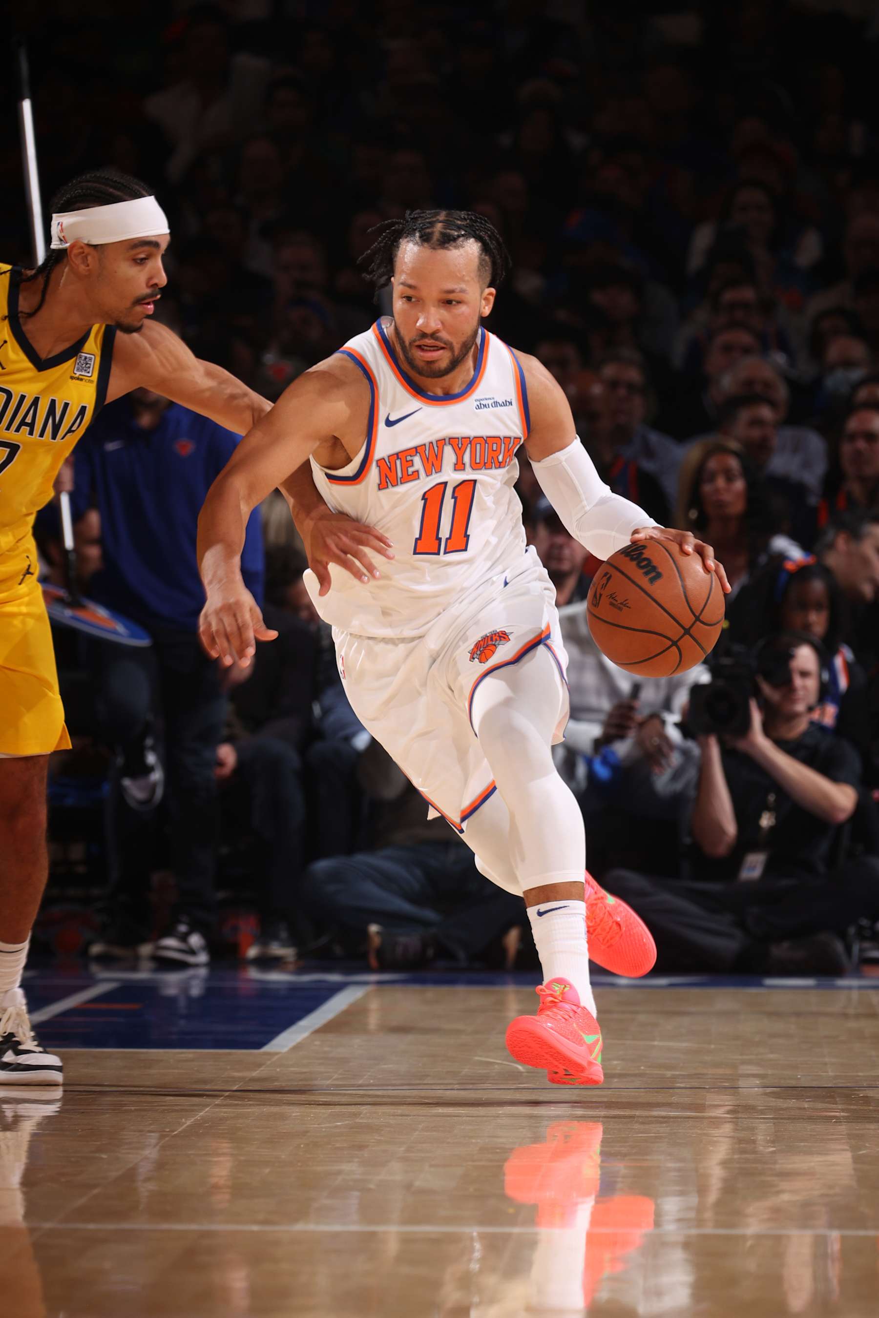 NEW YORK, NY - OCTOBER 25: Jalen Brunson #11 of the New York Knicks dribbles the ball during the game against the Indiana Pacers on October 25, 2024 at Madison Square Garden in New York City, New York.  NOTE TO USER: User expressly acknowledges and agrees that, by downloading and or using this photograph, User is consenting to the terms and conditions of the Getty Images License Agreement. Mandatory Copyright Notice: Copyright 2024 NBAE  (Photo by David L. Nemec/NBAE via Getty Images)