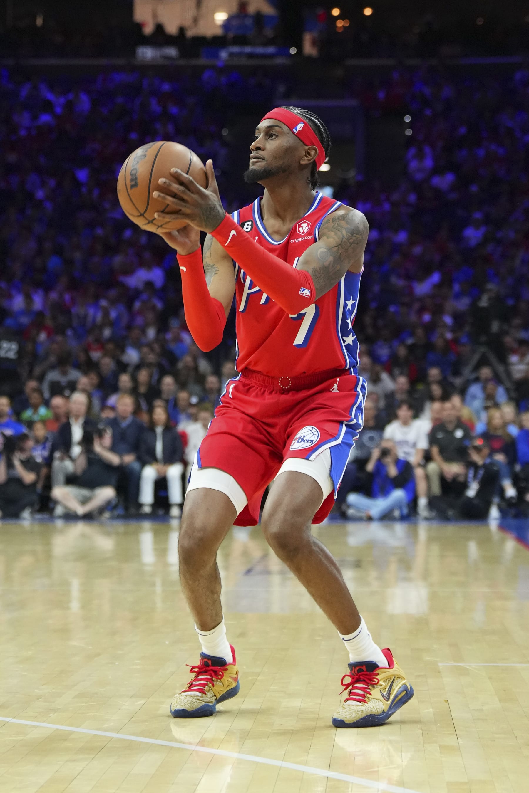 PHILADELPHIA, PA - APRIL 15: Jalen McDaniels #7 of the Philadelphia 76ers shoots the ball against the Brooklyn Nets during Game One of the Eastern Conference First Round Playoffs at the Wells Fargo Center on April 15, 2023 in Philadelphia, Pennsylvania. The 76ers defeated the Nets 121-101. NOTE TO USER: User expressly acknowledges and agrees that, by downloading and or using this photograph, User is consenting to the terms and conditions of the Getty Images License Agreement. (Photo by Mitchell Leff/Getty Images)