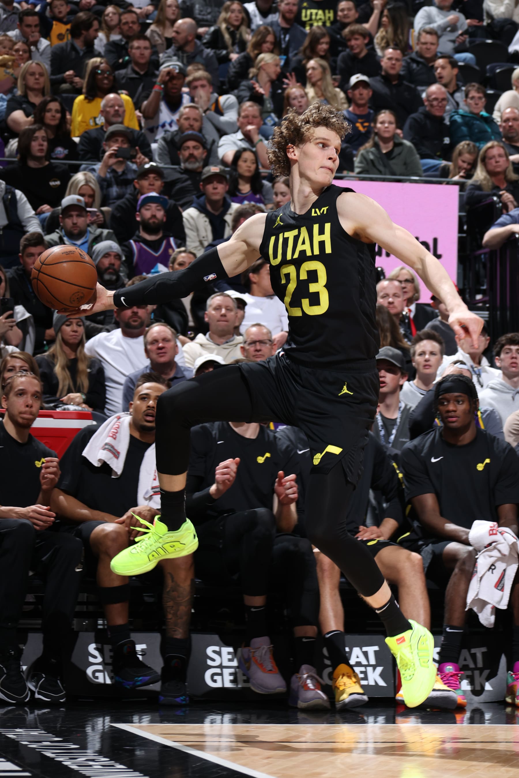 SALT LAKE CITY, UT - MARCH 27: Lauri Markkanen #23 of the Utah Jazz passes the ball during the game against the San Antonio Spurs on March 27, 2024 at Delta Center in Salt Lake City, Utah. NOTE TO USER: User expressly acknowledges and agrees that, by downloading and or using this Photograph, User is consenting to the terms and conditions of the Getty Images License Agreement. Mandatory Copyright Notice: Copyright 2024 NBAE (Photo by Melissa Majchrzak/NBAE via Getty Images)