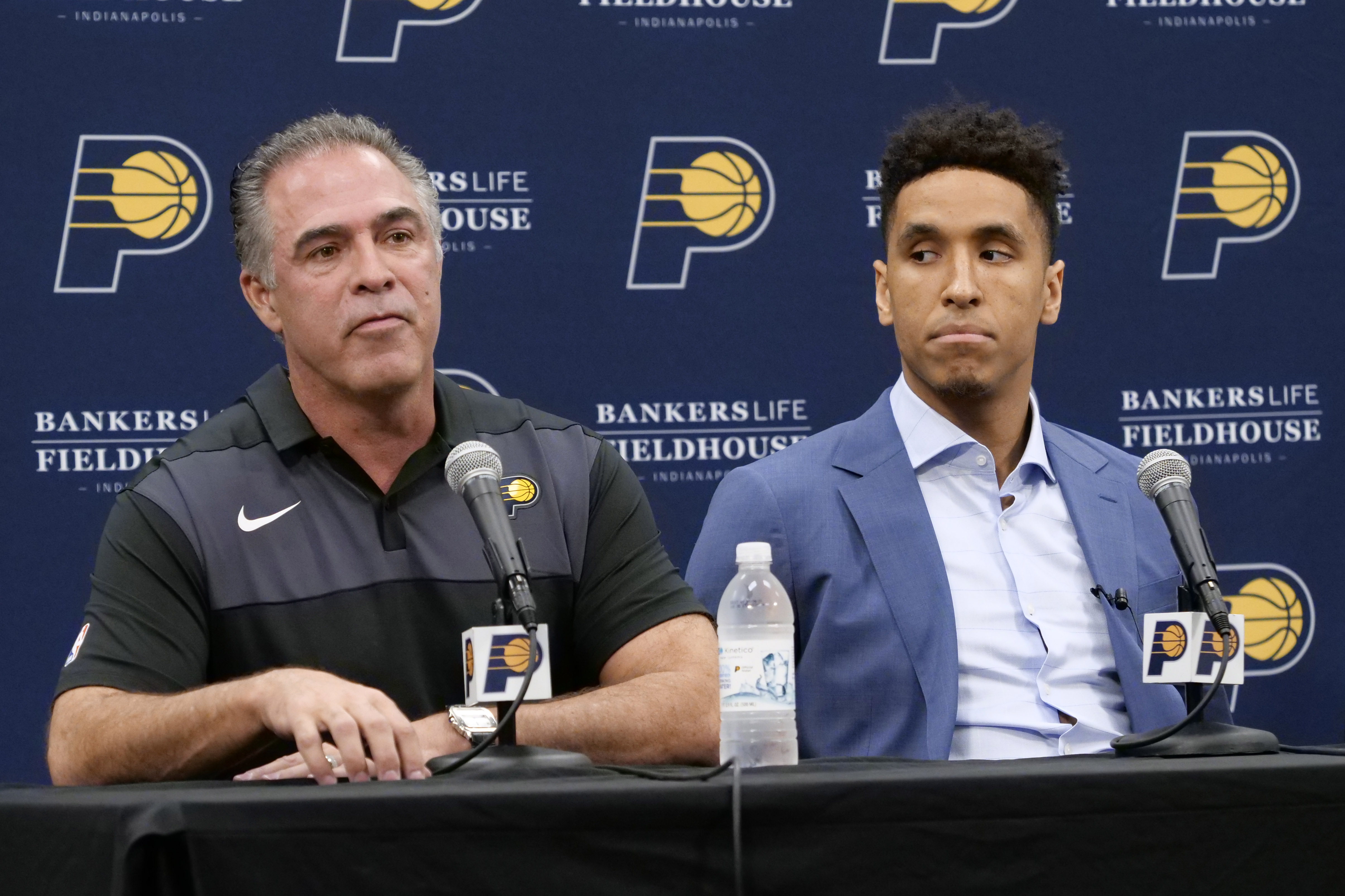 INDIANAPOLIS - JULY 8: Malcolm Brogdon #7 of the Indiana Pacers is introduced by Owner Kevin Pritchard of the Indiana Pacers during a press conference after signing a free agent contract with the Indiana Pacers at Bankers Life Fieldhouse on July 8, 2019 in Indianapolis, Indiana.  NOTE TO USER: User expressly acknowledges and agrees that, by downloading and or using this Photograph, user is consenting to the terms and condition of the Getty Images License Agreement. Mandatory Copyright Notice: 2019 NBAE  (Photo by Ron Hoskins/NBAE via Getty Images)