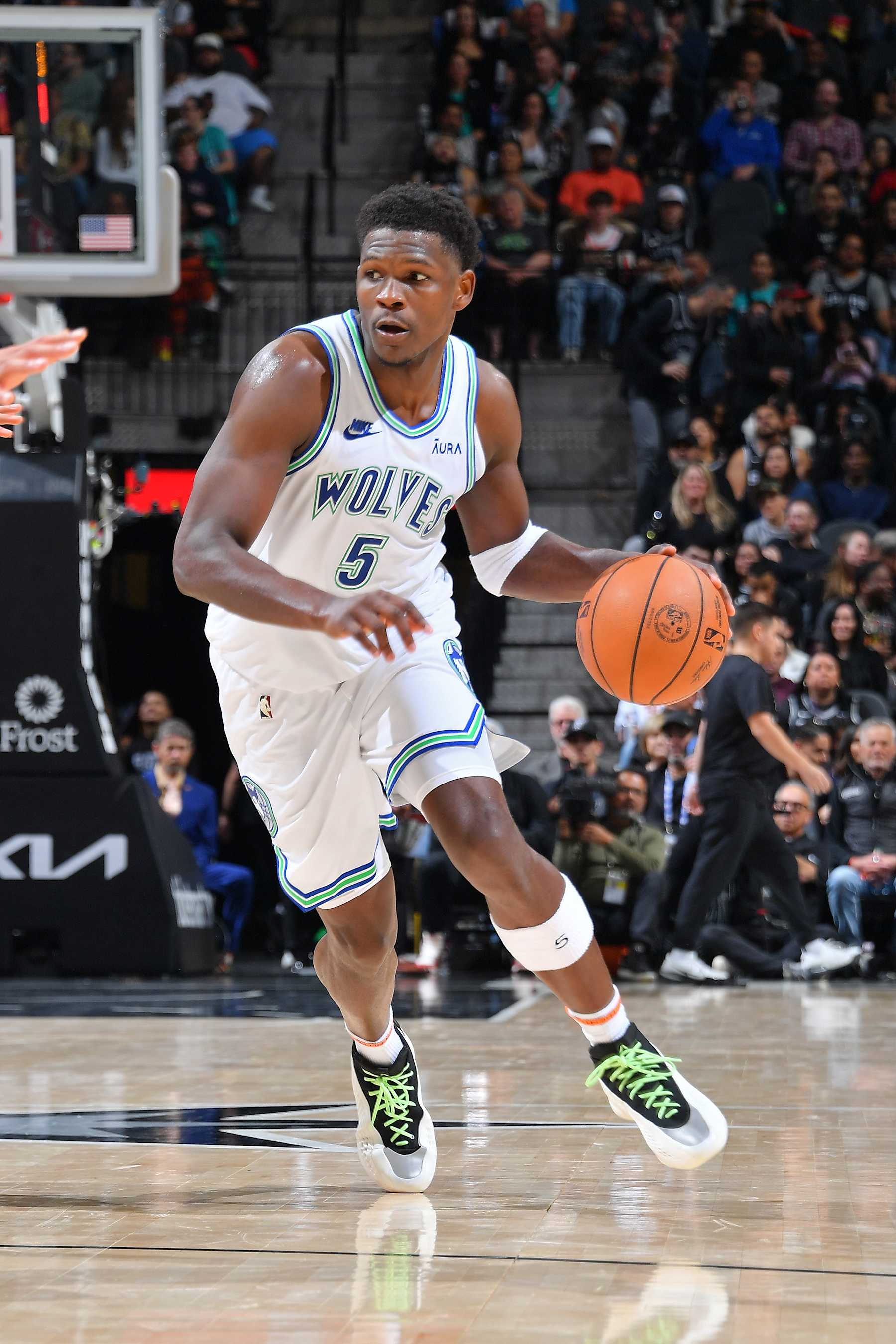 SAN ANTONIO, TX - JANUARY 27: Anthony Edwards #5 of the Minnesota Timberwolves dribbles the ball during the game against the San Antonio Spurs on January 27, 2024 at the Frost Bank Center in San Antonio, Texas. NOTE TO USER: User expressly acknowledges and agrees that, by downloading and or using this photograph, user is consenting to the terms and conditions of the Getty Images License Agreement. Mandatory Copyright Notice: Copyright 2024 NBAE (Photos by Michael Gonzales/NBAE via Getty Images)