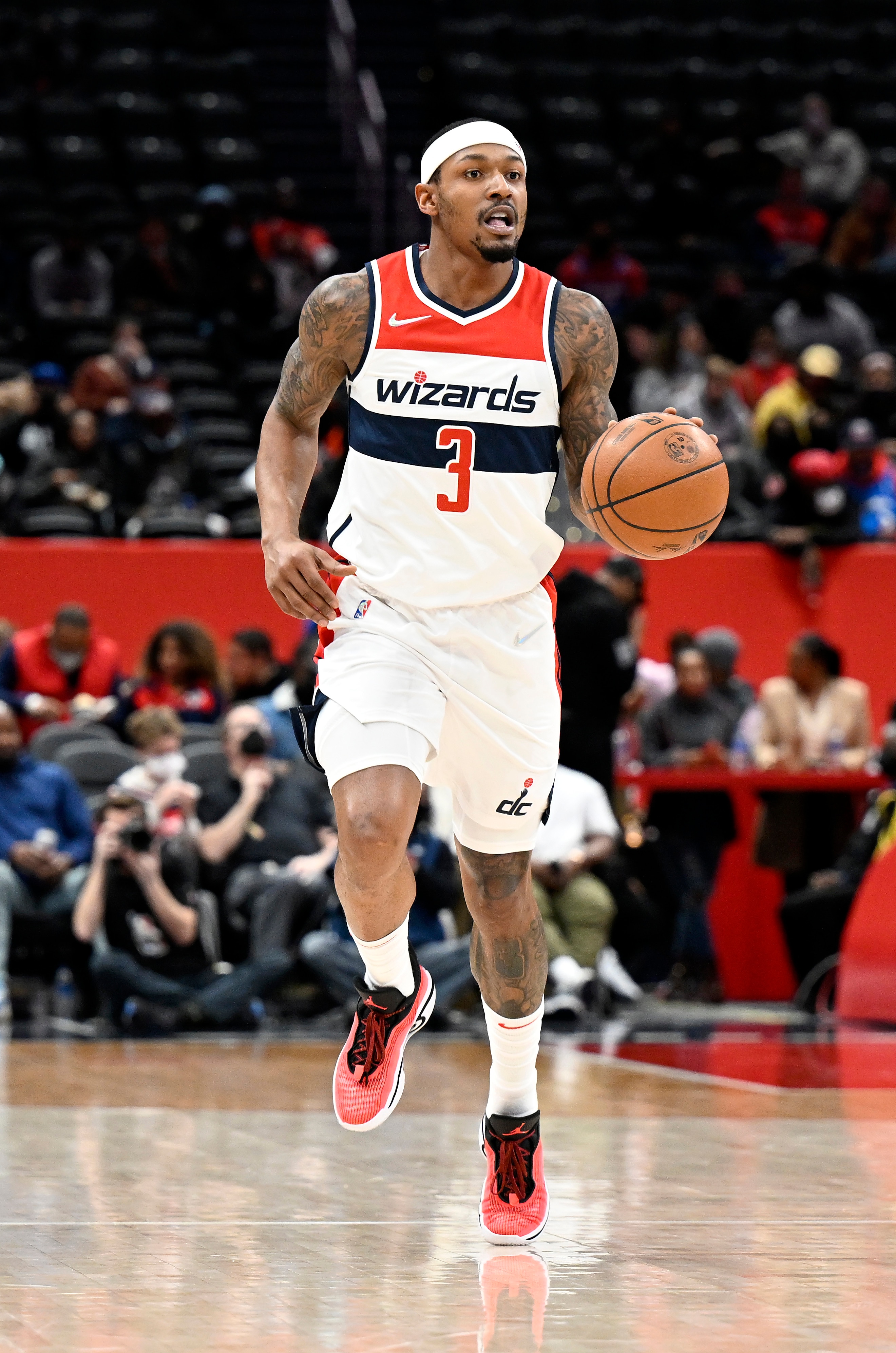 WASHINGTON, DC - JANUARY 25: Bradley Beal #3 of the Washington Wizards handles the ball against the LA Clippers at Capital One Arena on January 25, 2022 in Washington, DC. NOTE TO USER: User expressly acknowledges and agrees that, by downloading and or using this photograph, User is consenting to the terms and conditions of the Getty Images License Agreement.  (Photo by G Fiume/Getty Images)