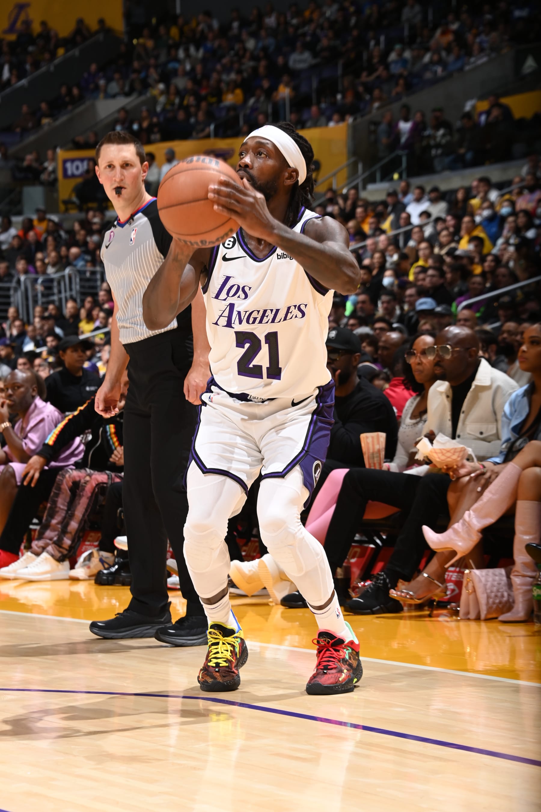 LOS ANGELES, CA - NOVEMBER 13: Patrick Beverly #21 of the Los Angeles Lakers shoots the ball during the game against the Brooklyn Nets on November 13, 2022 at Crypto.Com Arena in Los Angeles, California. NOTE TO USER: User expressly acknowledges and agrees that, by downloading and/or using this Photograph, user is consenting to the terms and conditions of the Getty Images License Agreement. Mandatory Copyright Notice: Copyright 2022 NBAE (Photo by Andrew D. Bernstein/NBAE via Getty Images)