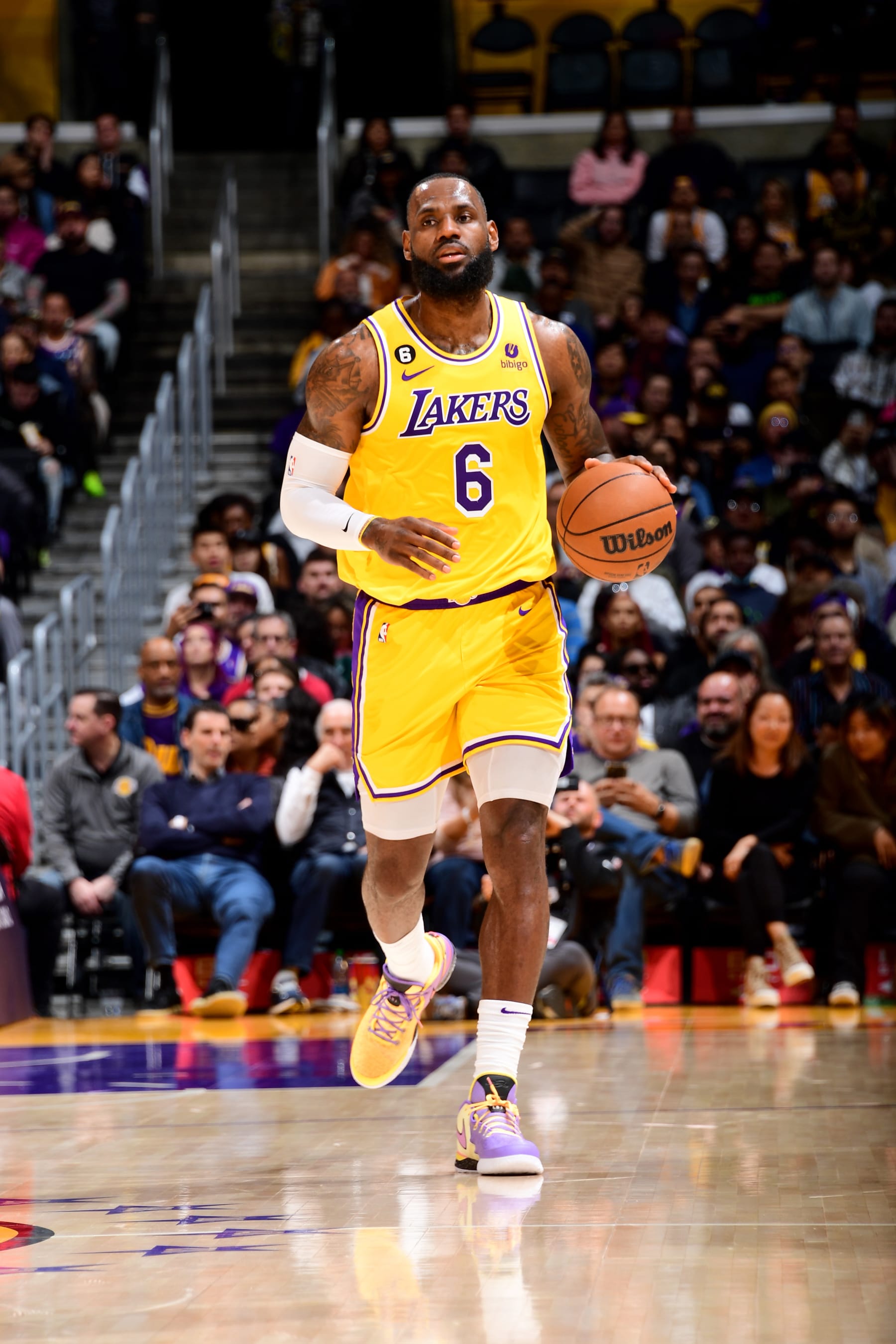 LOS ANGELES, CA - JANUARY 25: LeBron James #6 of the Los Angeles Lakers handles the ball during the game against the San Antonio Spurs on January 25, 2023 at Crypto.Com Arena in Los Angeles, California. NOTE TO USER: User expressly acknowledges and agrees that, by downloading and/or using this Photograph, user is consenting to the terms and conditions of the Getty Images License Agreement. Mandatory Copyright Notice: Copyright 2023 NBAE (Photo by Adam Pantozzi/NBAE via Getty Images)