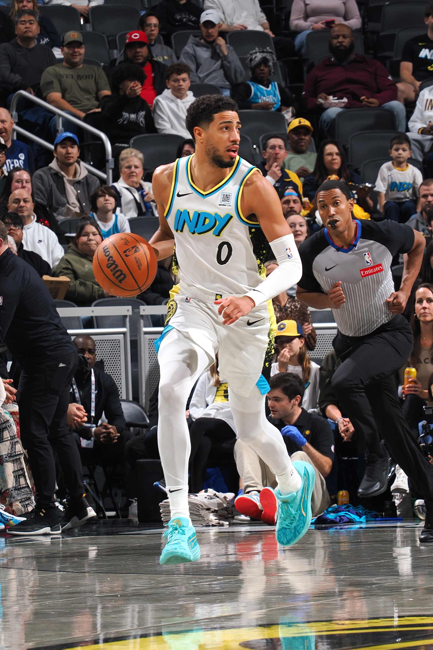 INDIANAPOLIS, IN - DECEMBER 8: Tyrese Haliburton #0 of the Indiana Pacers dribbles the ball during the game against the Charlotte Hornets on December 8, 2024 at Gainbridge Fieldhouse in Indianapolis, Indiana. NOTE TO USER: User expressly acknowledges and agrees that, by downloading and or using this Photograph, user is consenting to the terms and conditions of the Getty Images License Agreement. Mandatory Copyright Notice: Copyright 2024 NBAE (Photo by Ron Hoskins/NBAE via Getty Images)