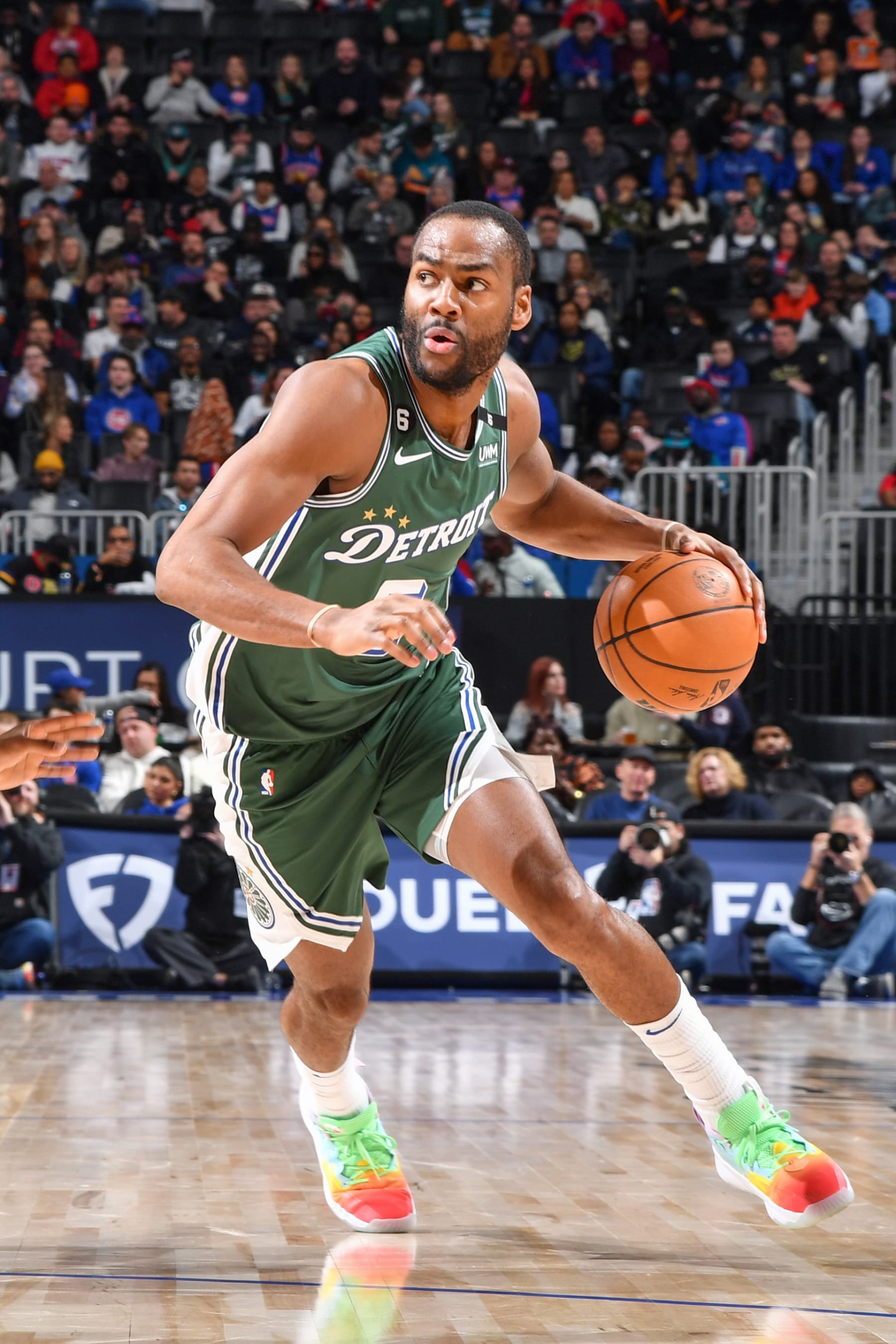 DETROIT, MI - JANUARY 15:  Alec Burke #5 of the Detroit Pistons shoots a drives to the basket during the game against the New York Knicks on January 15, 2023 at Little Caesars Arena in Detroit, Michigan. NOTE TO USER: User expressly acknowledges and agrees that, by downloading and/or using this photograph, User is consenting to the terms and conditions of the Getty Images License Agreement. Mandatory Copyright Notice: Copyright 2023 NBAE (Photo by Chris Schwegler/NBAE via Getty Images)