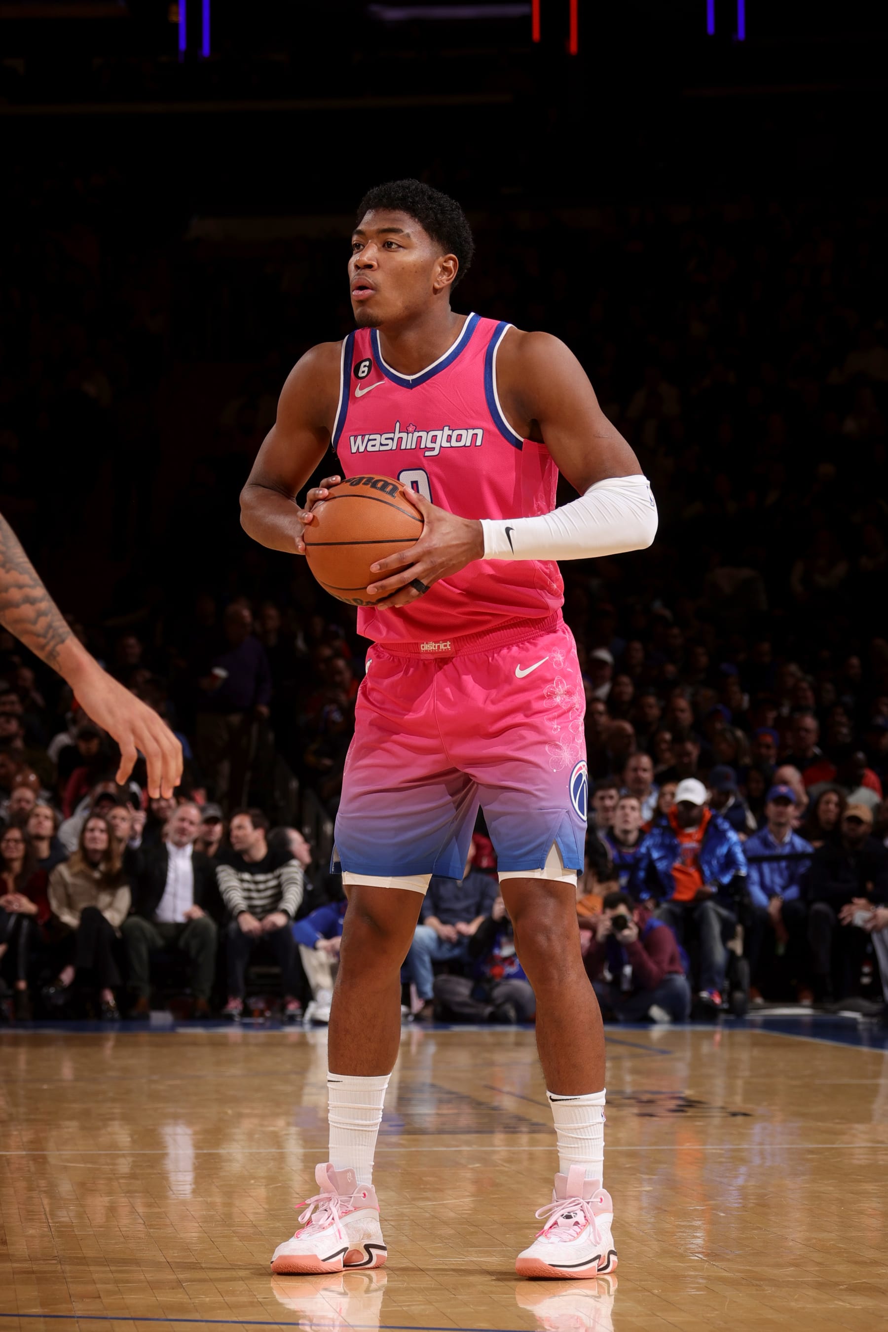 NEW YORK, NY - JANUARY 18: Rui Hachimura #8 of the Washington Wizards handles the ball during the game against the New York Knicks on January 18, 2023 at Madison Square Garden in New York City, New York.  NOTE TO USER: User expressly acknowledges and agrees that, by downloading and or using this photograph, User is consenting to the terms and conditions of the Getty Images License Agreement. Mandatory Copyright Notice: Copyright 2023 NBAE  (Photo by Nathaniel S. Butler/NBAE via Getty Images)