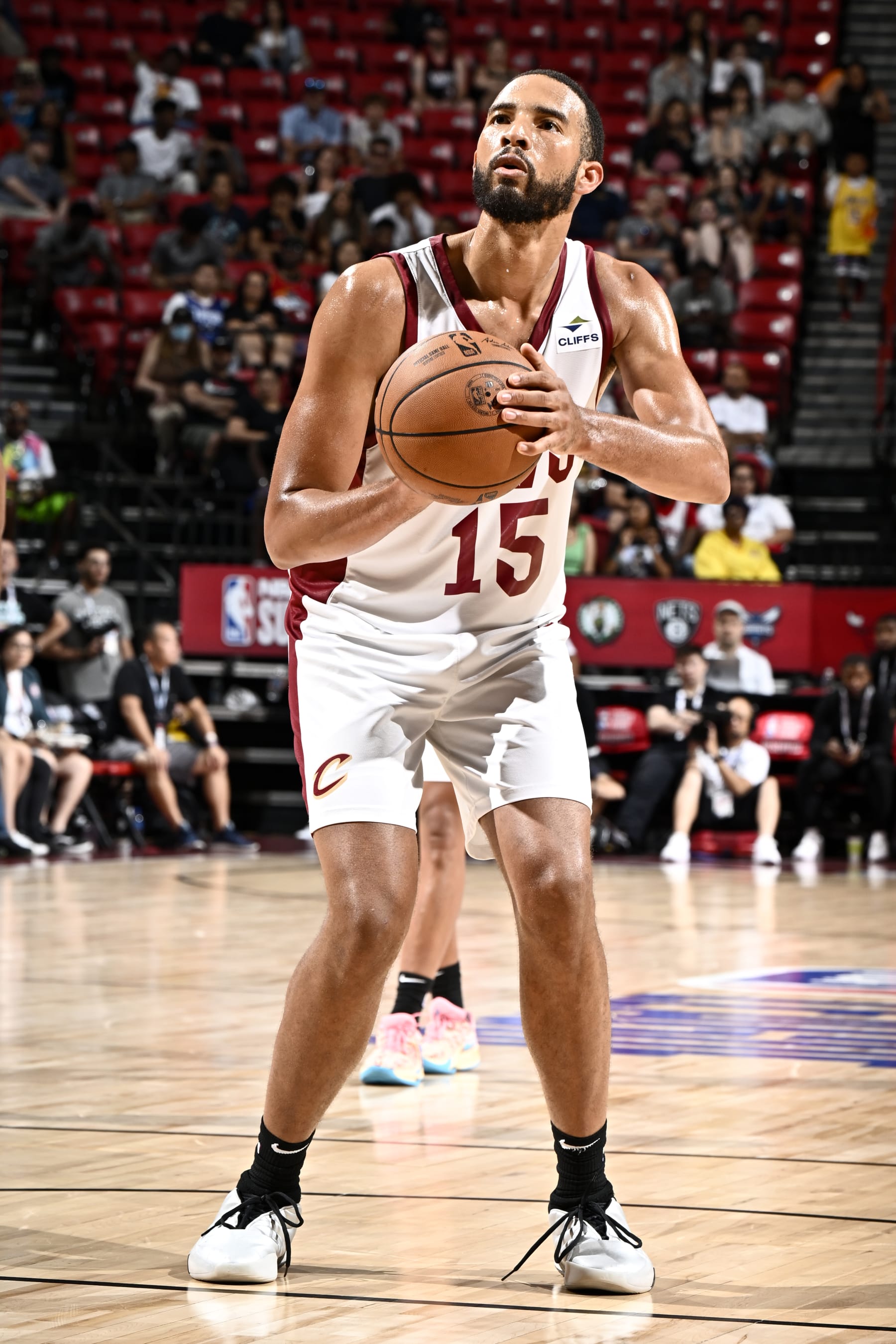 LAS VEGAS, NV - JULY 17: Isaiah Mobley #15 of the Cleveland Cavaliers shoots a free throw during the 2023 NBA Las Vegas Summer League Championship Game on July 17, 2023 at the Thomas & Mack Center in Las Vegas, Nevada. NOTE TO USER: User expressly acknowledges and agrees that, by downloading and or using this photograph, User is consenting to the terms and conditions of the Getty Images License Agreement. Mandatory Copyright Notice: Copyright 2023 NBAE (Photo by David Dow/NBAE via Getty Images)