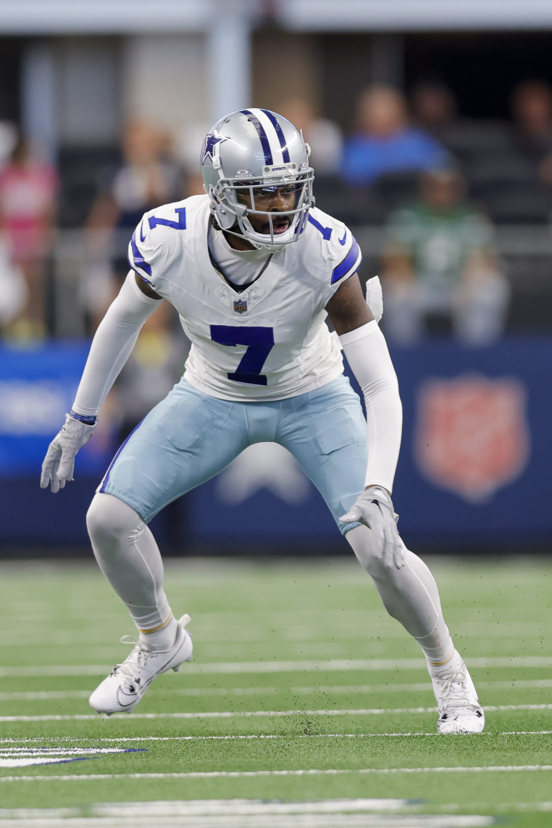 ARLINGTON, TX - SEPTEMBER 17: Dallas Cowboys cornerback Trevon Diggs (7) watches the play during the game between the Dallas Cowboys and the New York Jets on September 17, 2023 at AT&T Stadium in Arlington, Texas. (Photo by Matthew Pearce/Icon Sportswire via Getty Images)