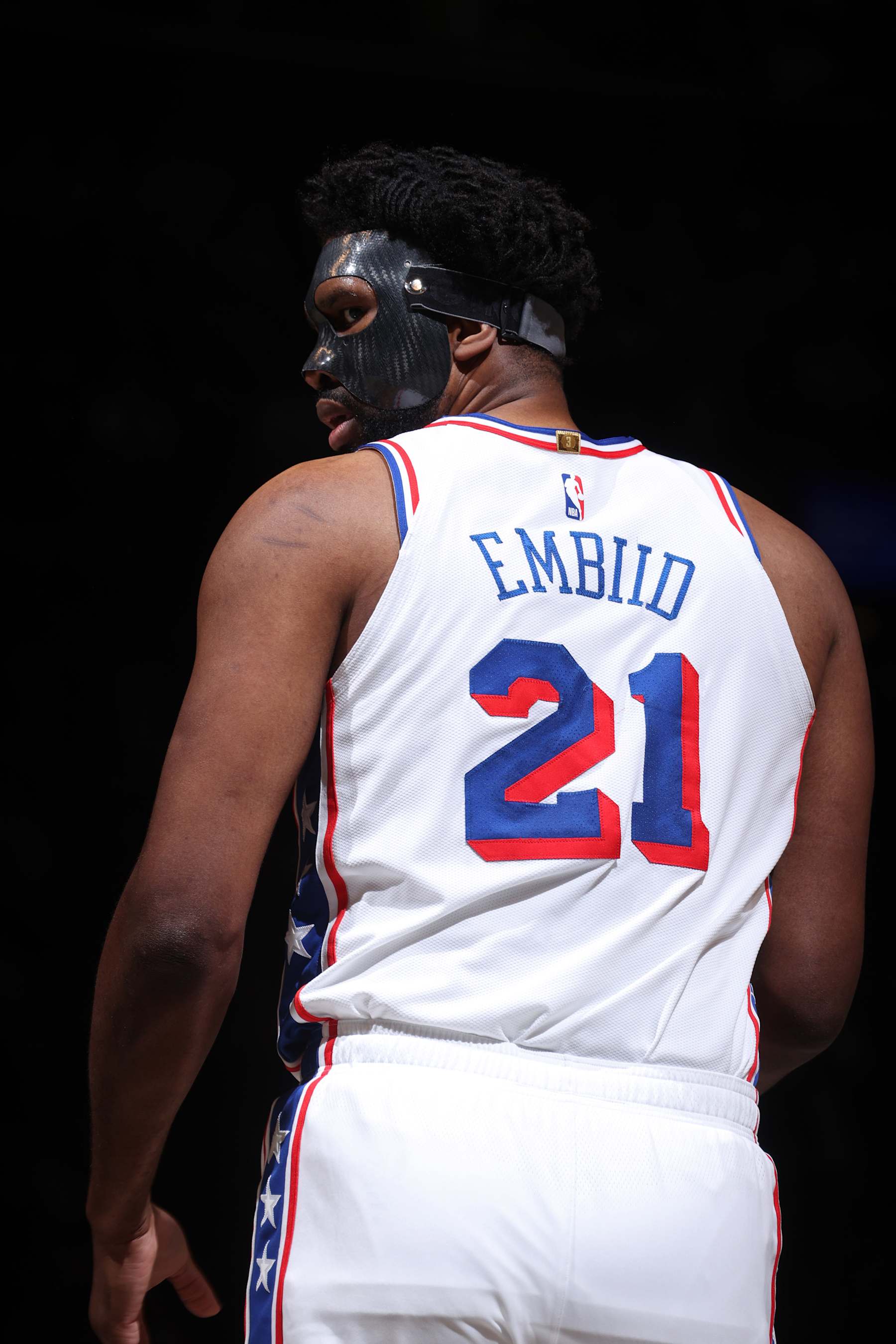 BROOKLYN, NY - JANUARY 4: Joel Embiid #21 of the Philadelphia 76ers looks on during the game against the Brooklyn Nets on January 4, 2025 at Barclays Center in Brooklyn, New York. NOTE TO USER: User expressly acknowledges and agrees that, by downloading and or using this Photograph, user is consenting to the terms and conditions of the Getty Images License Agreement. Mandatory Copyright Notice: Copyright 2025 NBAE (Photo by Nathaniel S. Butler/NBAE via Getty Images)
