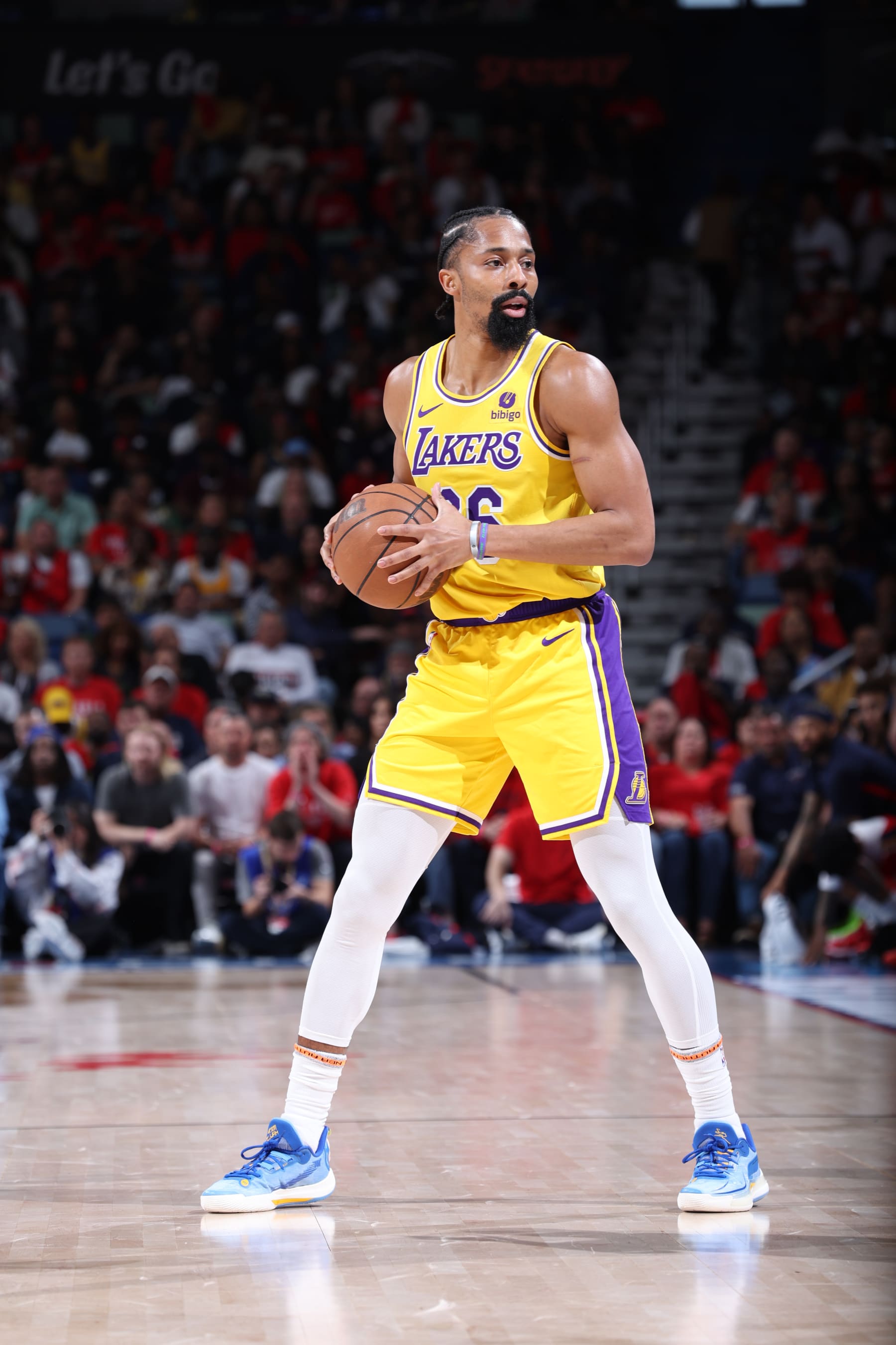 NEW ORLEANS, LA - APRIL 16: Spencer Dinwiddie #26 of the Los Angeles Lakers handles the ball during the game against the New Orleans Pelicans during the 2024 Play-In Tournament on April 16, 2024 at the Smoothie King Center in New Orleans, Louisiana. NOTE TO USER: User expressly acknowledges and agrees that, by downloading and or using this Photograph, user is consenting to the terms and conditions of the Getty Images License Agreement. Mandatory Copyright Notice: Copyright 2024 NBAE (Photo by Jeff Haynes/NBAE via Getty Images)