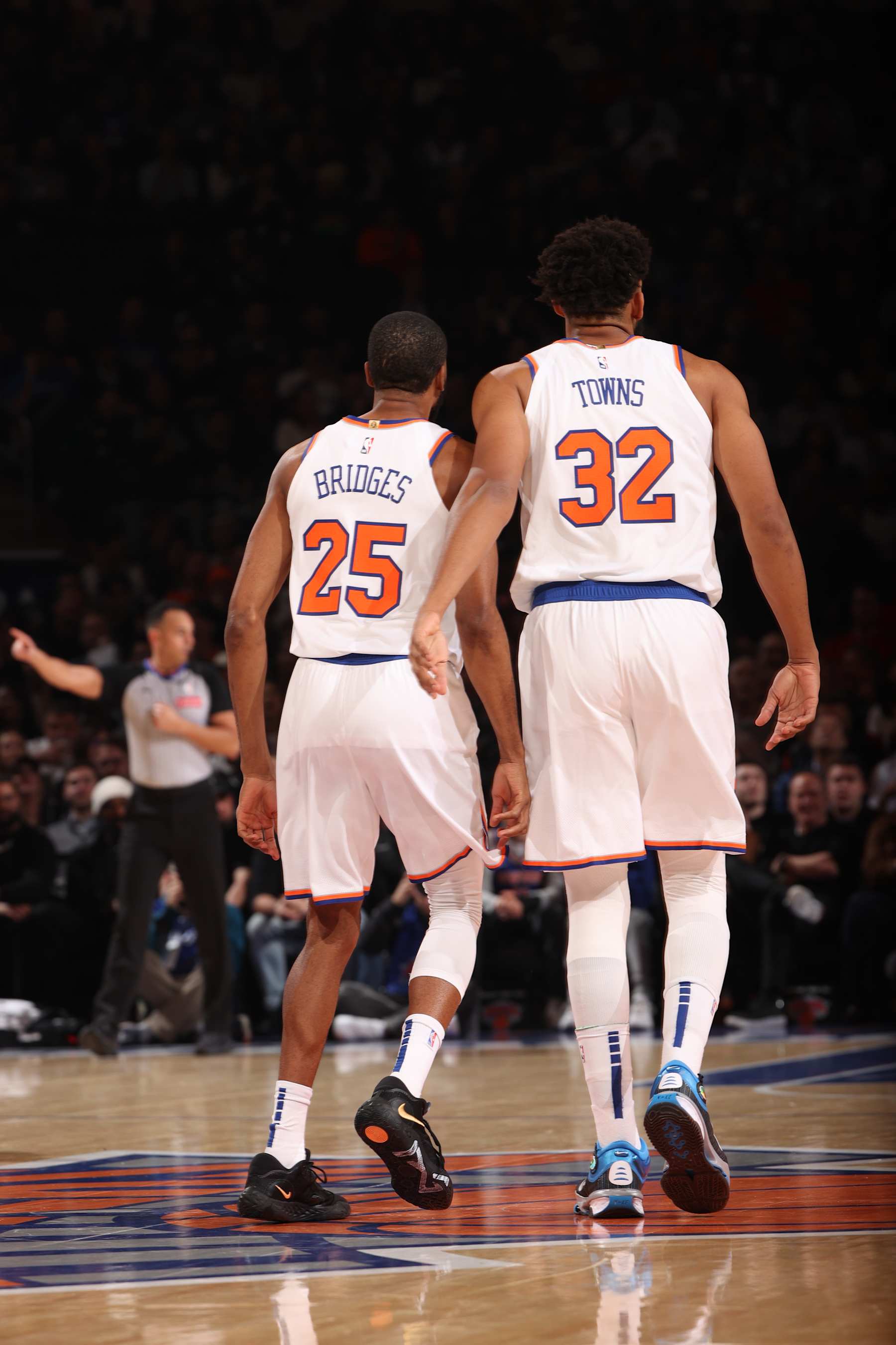 NEW YORK, NY - NOVEMBER 13: Mikal Bridges #25 and Karl-Anthony Towns #32 of the New York Knicks look on during the game against the Chicago Bulls on November 13, 2024 at Madison Square Garden in New York City, New York.  NOTE TO USER: User expressly acknowledges and agrees that, by downloading and or using this photograph, User is consenting to the terms and conditions of the Getty Images License Agreement. Mandatory Copyright Notice: Copyright 2024 NBAE  (Photo by Joe Murphy/NBAE via Getty Images)