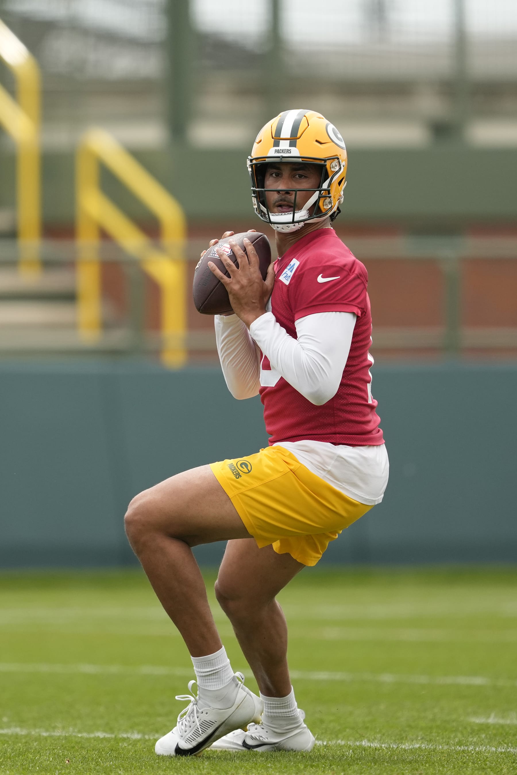 GREEN BAY, WISCONSIN - JUNE 11: Jordan Love #10 of the Green Bay Packers participates in drills during the Green Bay Packers Minicamp at Ray Nitschke Field on June 11, 2024 in Green Bay, Wisconsin. (Photo by Patrick McDermott/Getty Images)