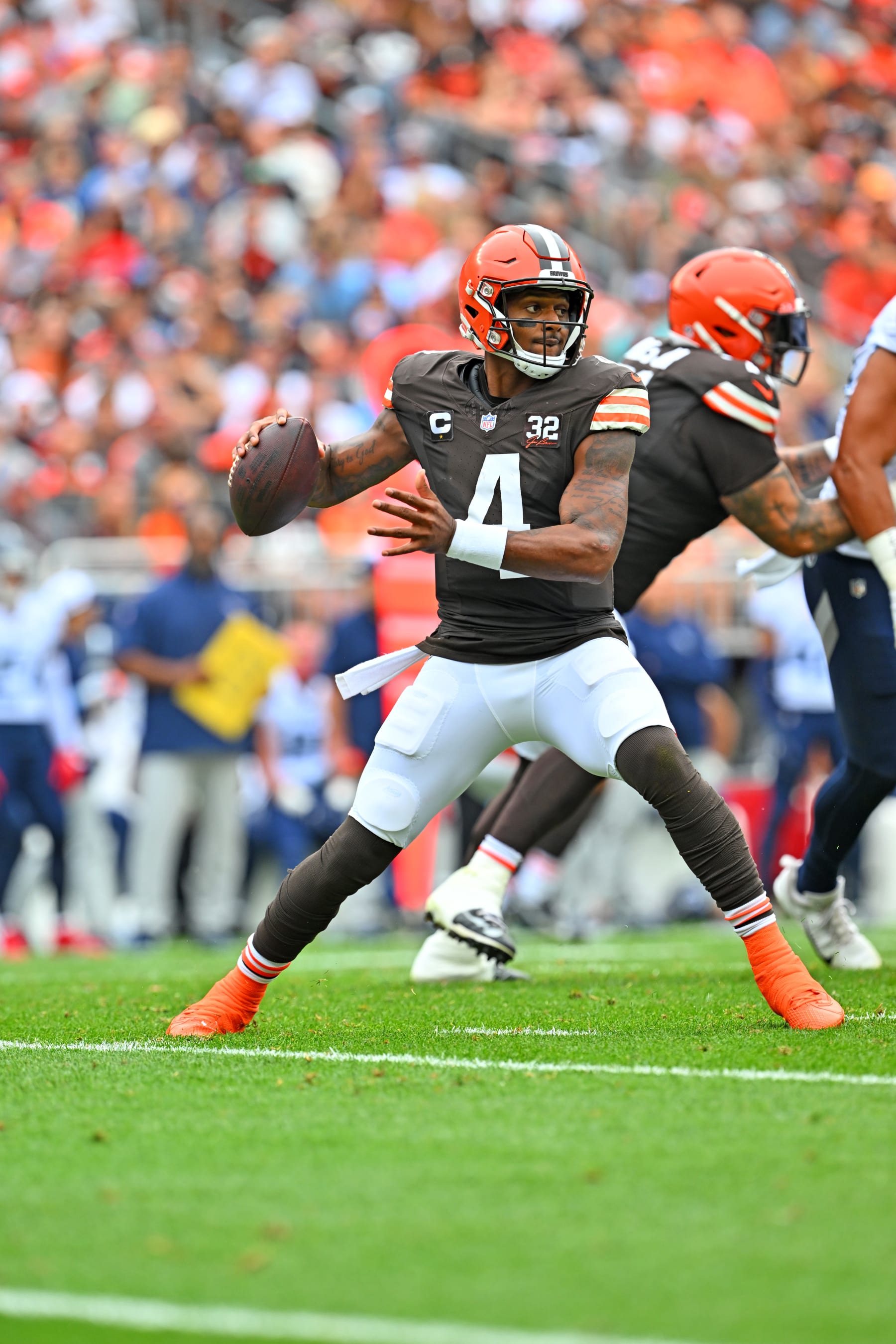 CLEVELAND, OHIO - SEPTEMBER 24: Quarterback Deshaun Watson #4 of the Cleveland Browns passes during the first quarter against the Tennessee Titans at Cleveland Browns Stadium on September 24, 2023 in Cleveland, Ohio. The Browns defeated the Titans 27-3. (Photo by Jason Miller/Getty Images)