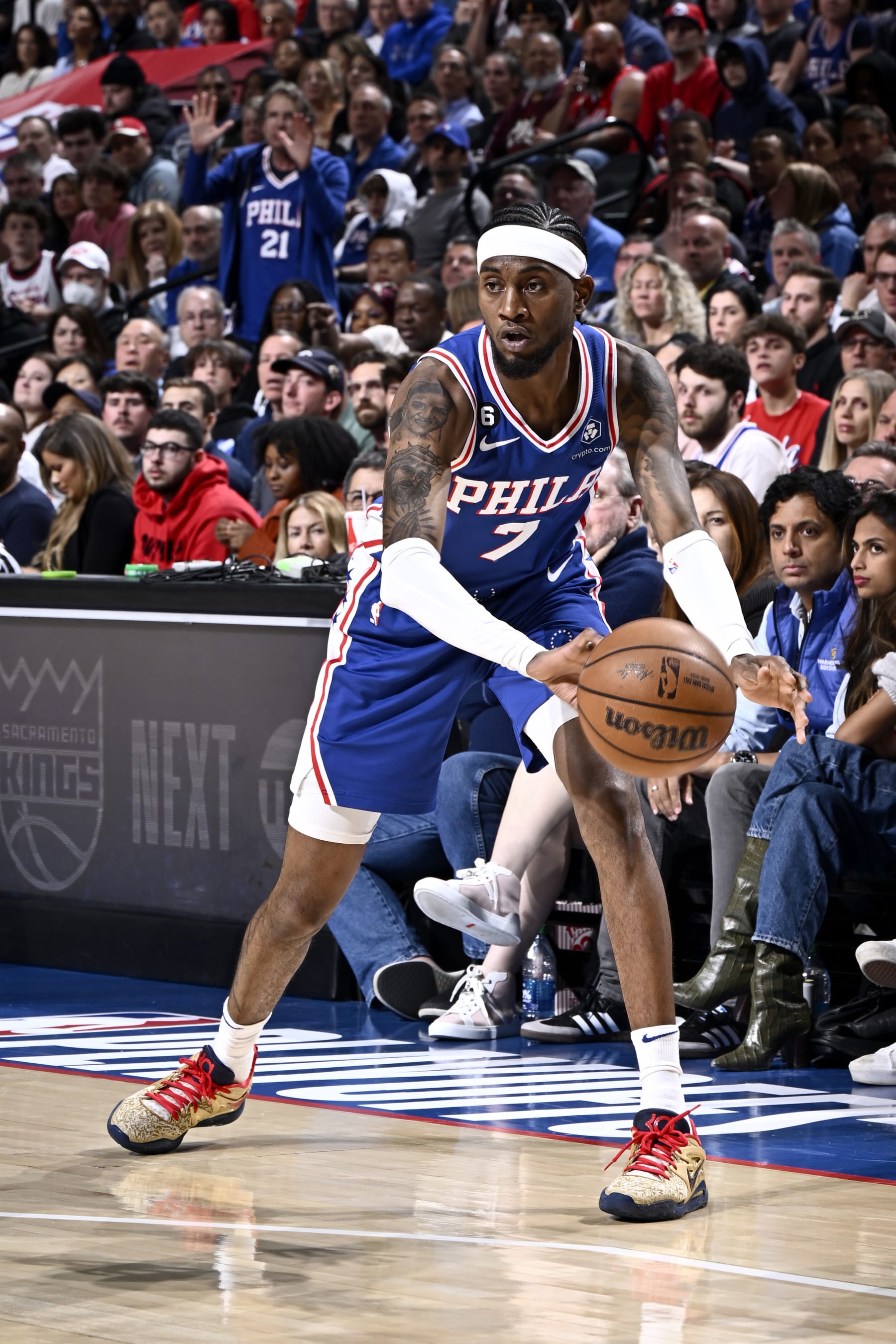 PHILADELPHIA, PA - APRIL 17: Jalen McDaniels #7 of the Philadelphia 76ers handles the ball during the game against the Brooklyn Nets during Round 1 Game 2 of the 2023 NBA Playoffs on April 17, 2023 at the Wells Fargo Center in Philadelphia, Pennsylvania NOTE TO USER: User expressly acknowledges and agrees that, by downloading and/or using this Photograph, user is consenting to the terms and conditions of the Getty Images License Agreement. Mandatory Copyright Notice: Copyright 2023 NBAE (Photo by David Dow/NBAE via Getty Images)