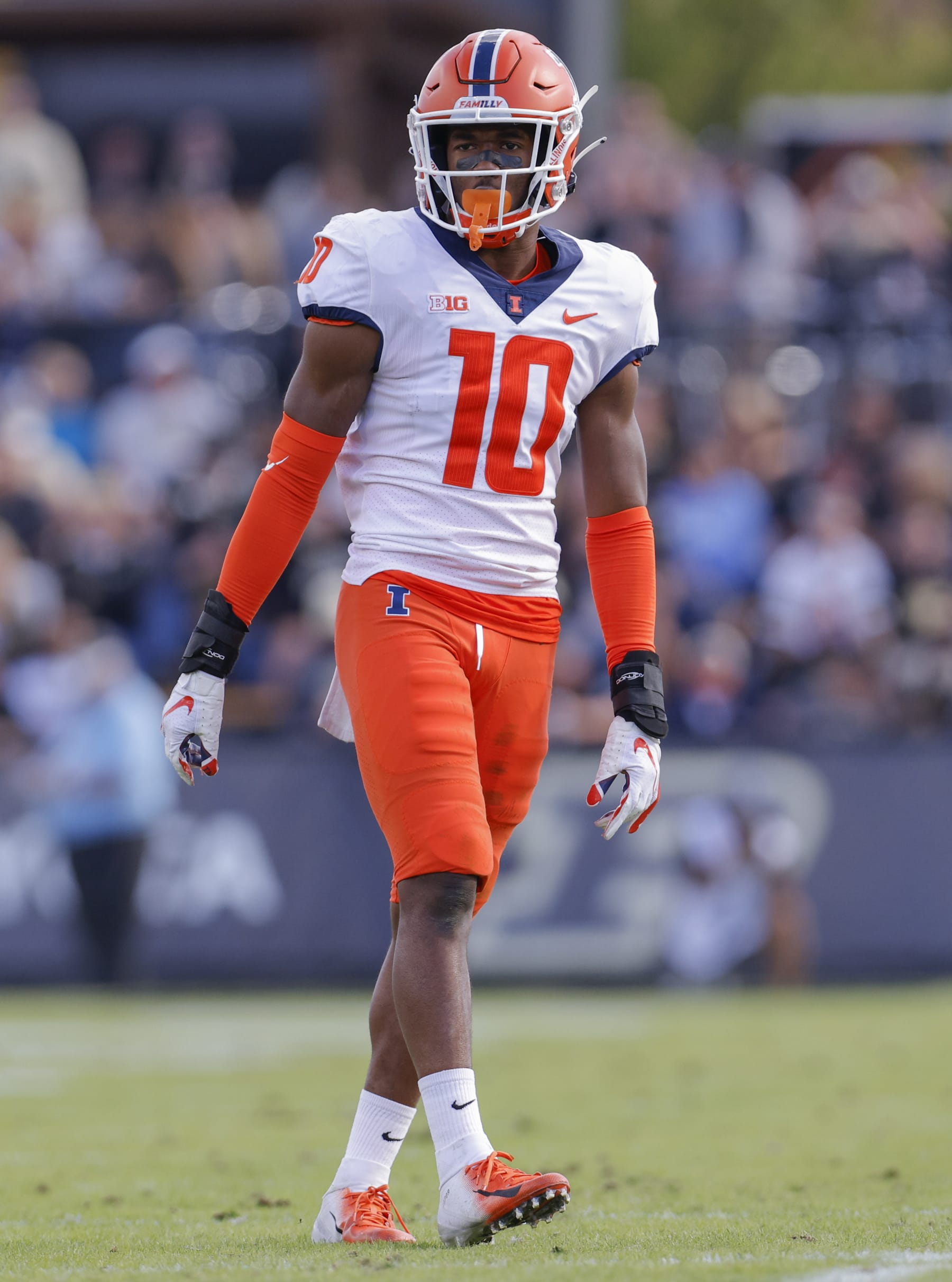 WEST LAFAYETTE, IN - SEPTEMBER 25: Tahveon Nicholson #10 of the Illinois Fighting Illini is seen during the game against the Purdue Boilermakers at Ross-Ade Stadium on September 25, 2021 in West Lafayette, Indiana. (Photo by Michael Hickey/Getty Images)