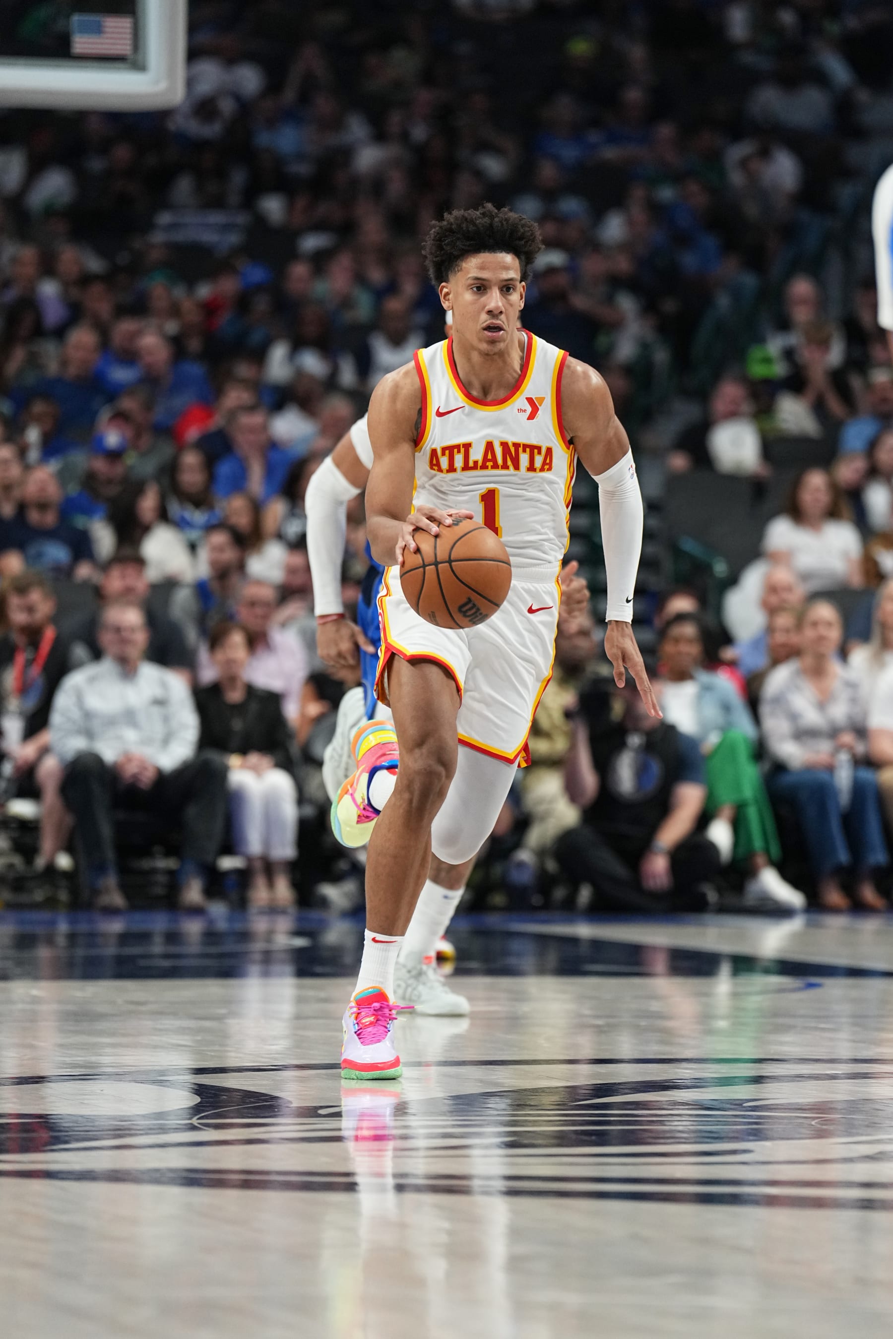 DALLAS, TX - APRIL 4: Jalen Johnson #1 of the Atlanta Hawks handles the ball during the game  on April 4, 2024 at the American Airlines Center in Dallas, Texas. NOTE TO USER: User expressly acknowledges and agrees that, by downloading and or using this photograph, User is consenting to the terms and conditions of the Getty Images License Agreement. Mandatory Copyright Notice: Copyright 2024 NBAE (Photo by Glenn James/NBAE via Getty Images)