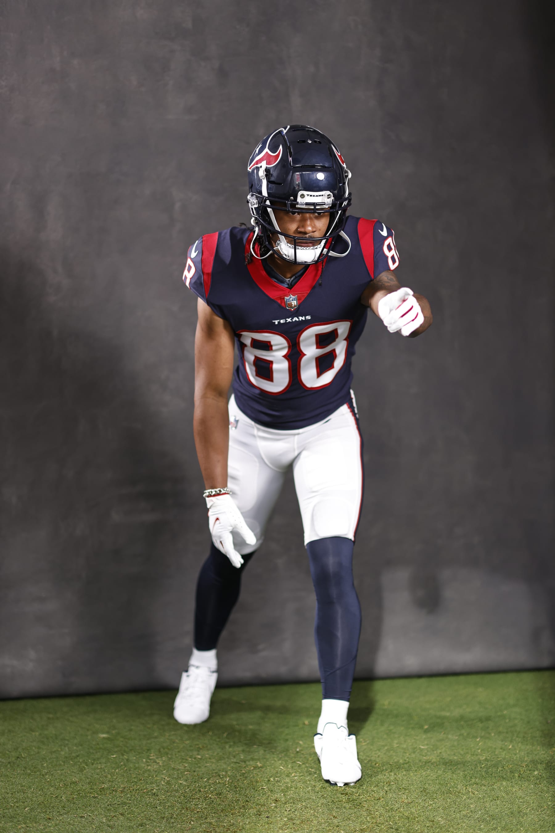 LOS ANGELES, CALIFORNIA - MAY 21: John Metchie III #88 of the Houston Texans poses for a portrait during the NFLPA Rookie Premiere on May 21, 2022 in Los Angeles, California (Photo by Michael Owens/Getty Images)