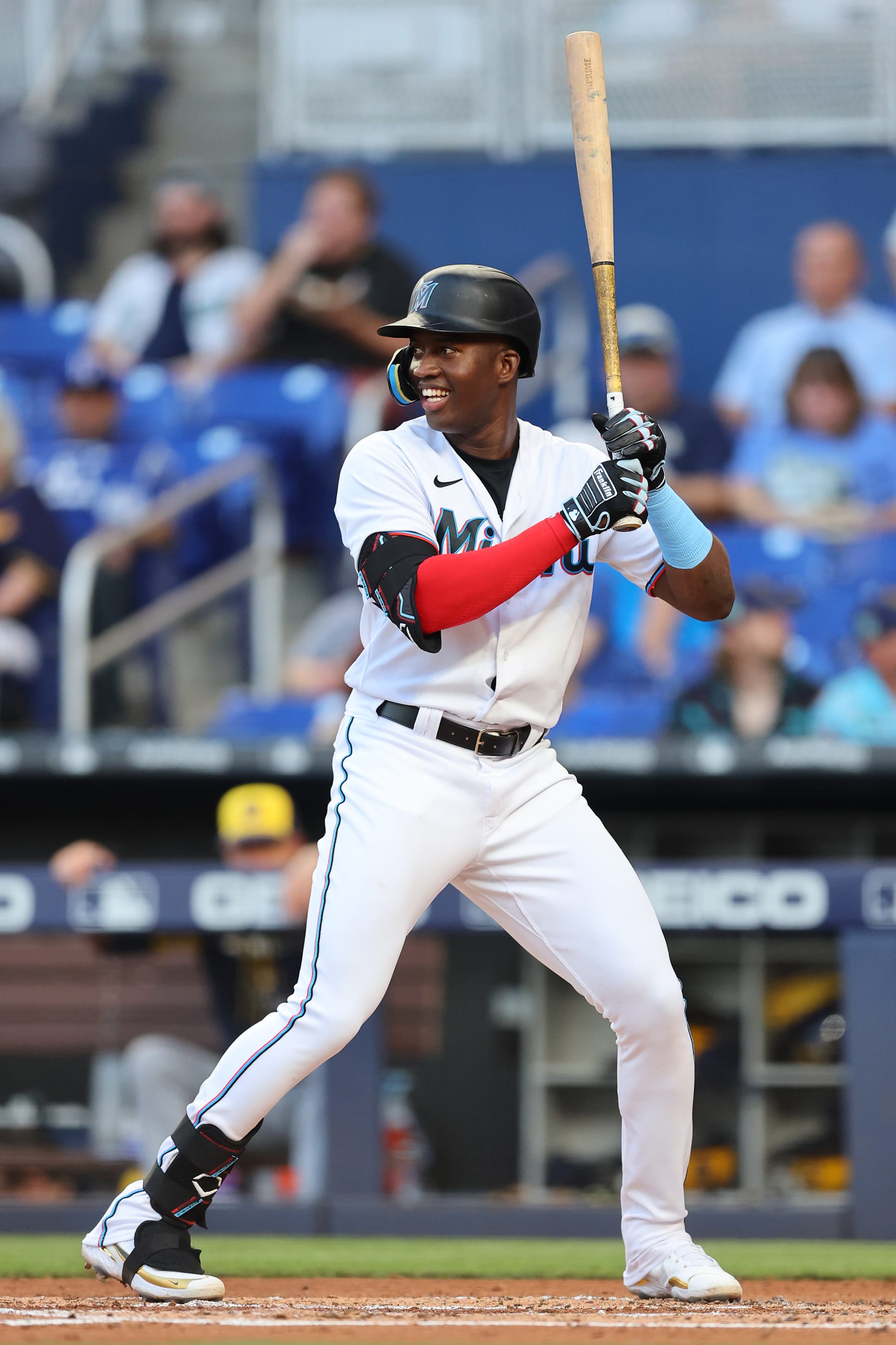 MIAMI, FLORIDA - MAY 13: Jesus Sanchez #7 of the Miami Marlins at bat against the Milwaukee Brewers at loanDepot park on May 13, 2022 in Miami, Florida. (Photo by Michael Reaves/Getty Images)