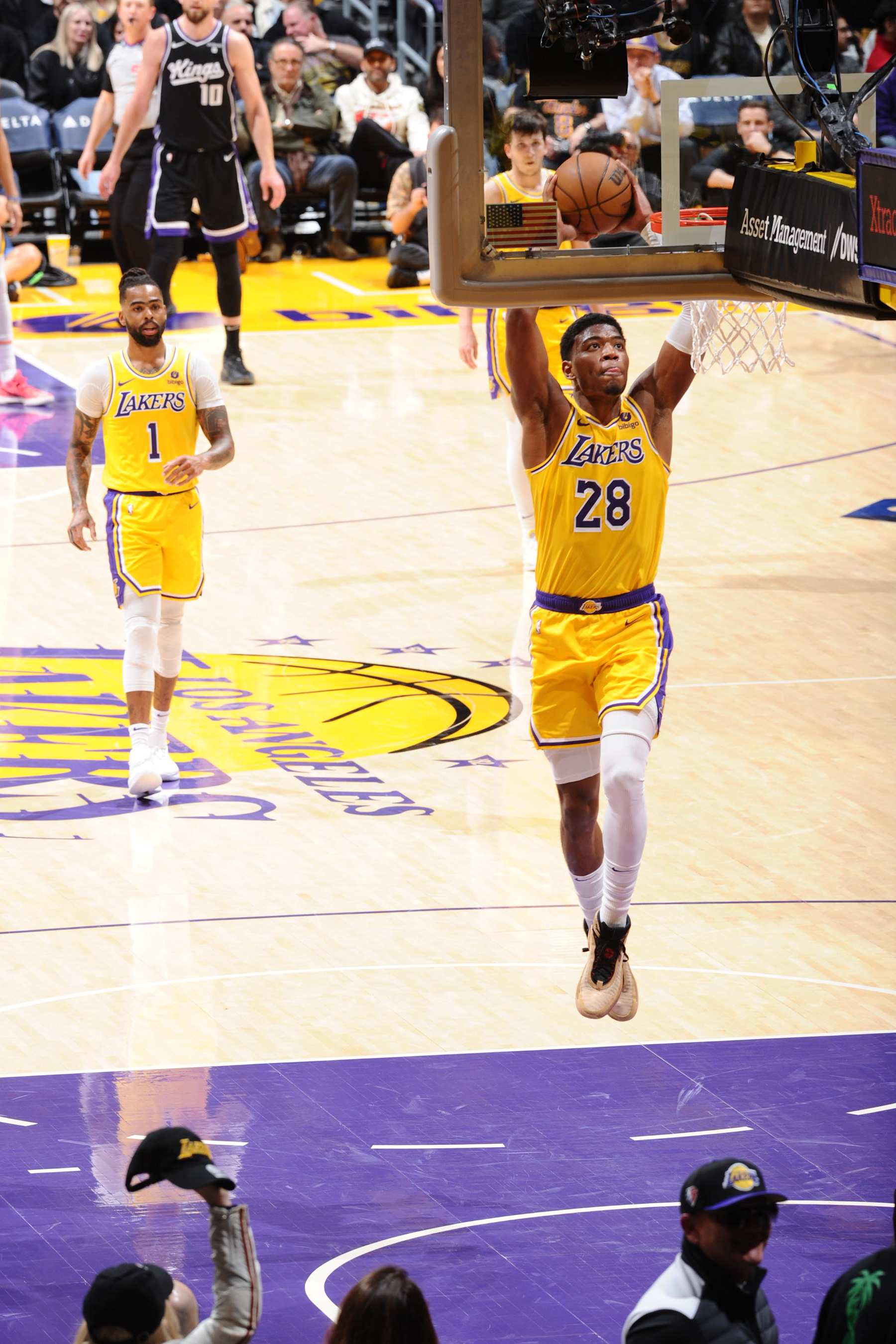 LOS ANGELES, CA - MARCH 6: Rui Hachimura #28 of the Los Angeles Lakers dunks the ball during the game against the Sacramento Kings on March 6, 2024 NBAE at Crypto.Com Arena in Los Angeles, California. NOTE TO USER: User expressly acknowledges and agrees that, by downloading and/or using this Photograph, user is consenting to the terms and conditions of the Getty Images License Agreement. Mandatory Copyright Notice: Copyright 2024 NBAE (Photo by Juan Ocampo/NBAE via Getty Images)
