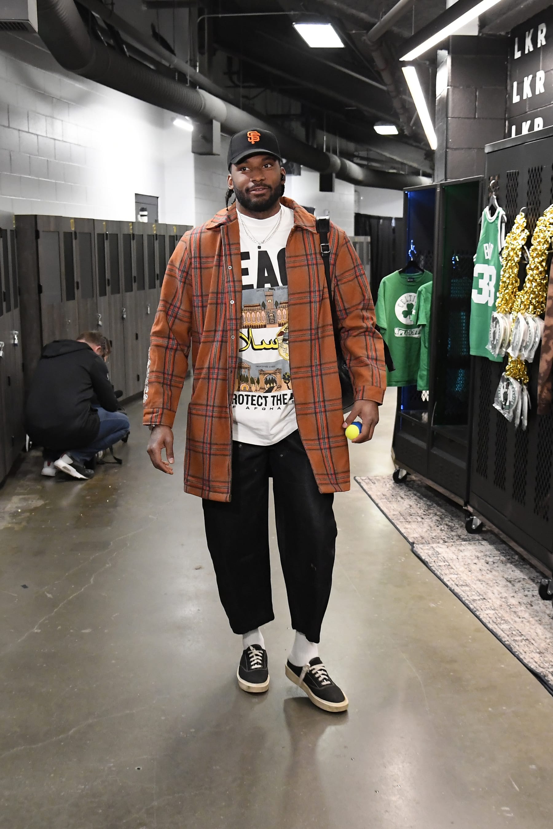 BOSTON, MA - MARCH 8: Justice Winslow #26 of the Portland Trail Blazers arrives to the arena before the game against the Boston Celtics on March 8, 2023 at the TD Garden in Boston, Massachusetts. NOTE TO USER: User expressly acknowledges and agrees that, by downloading and or using this photograph, User is consenting to the terms and conditions of the Getty Images License Agreement. Mandatory Copyright Notice: Copyright 2023 NBAE  (Photo by Brian Babineau/NBAE via Getty Images)
