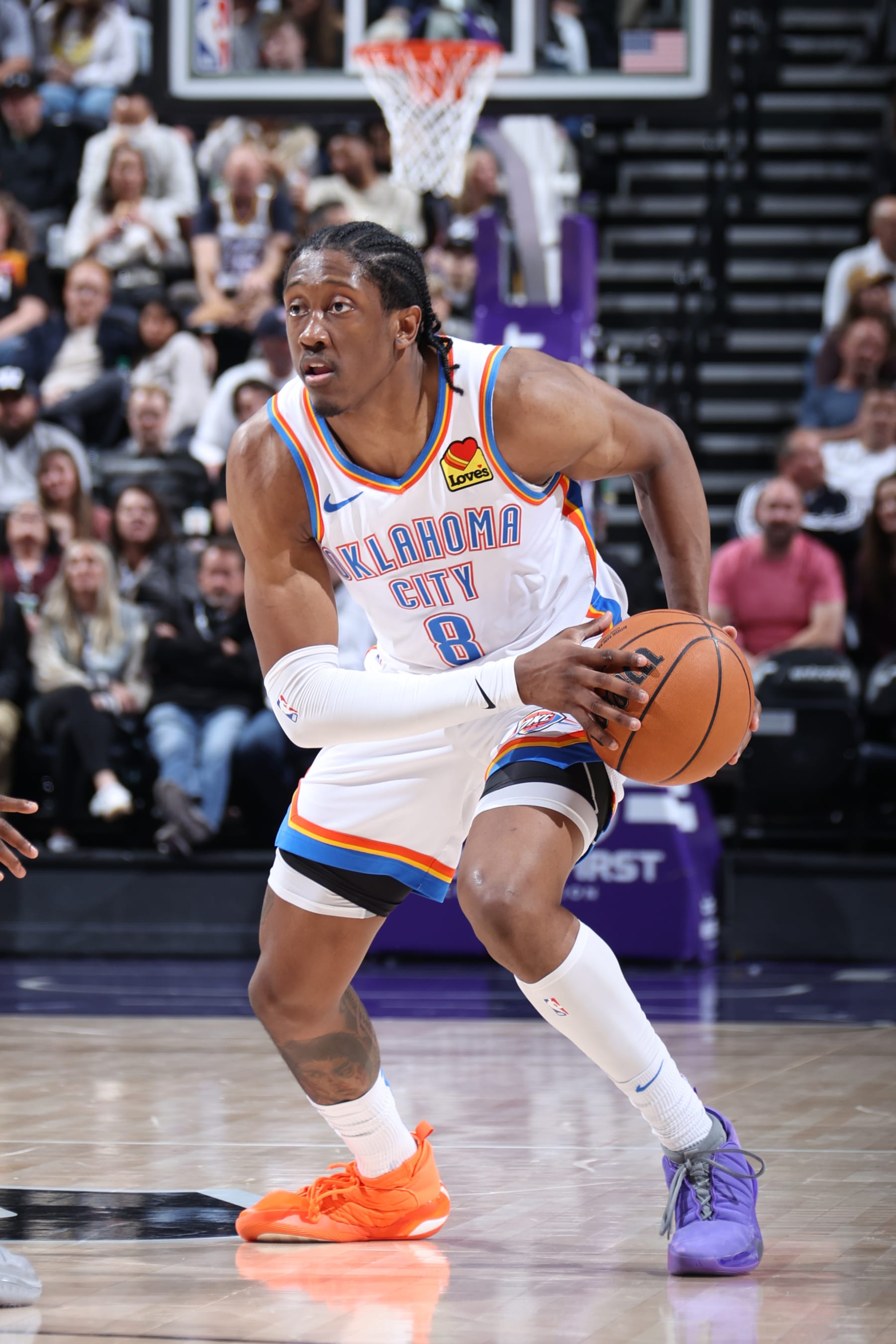 SALT LAKE CITY, UT - FEBRUARY 6: Jalen Williams #8 of the Oklahoma City Thunder looks to pass the ball during the game against the Utah Jazz on February 6, 2024 at Delta Center in Salt Lake City, Utah. NOTE TO USER: User expressly acknowledges and agrees that, by downloading and or using this Photograph, User is consenting to the terms and conditions of the Getty Images License Agreement. Mandatory Copyright Notice: Copyright 2024 NBAE (Photo by Melissa Majchrzak/NBAE via Getty Images)
