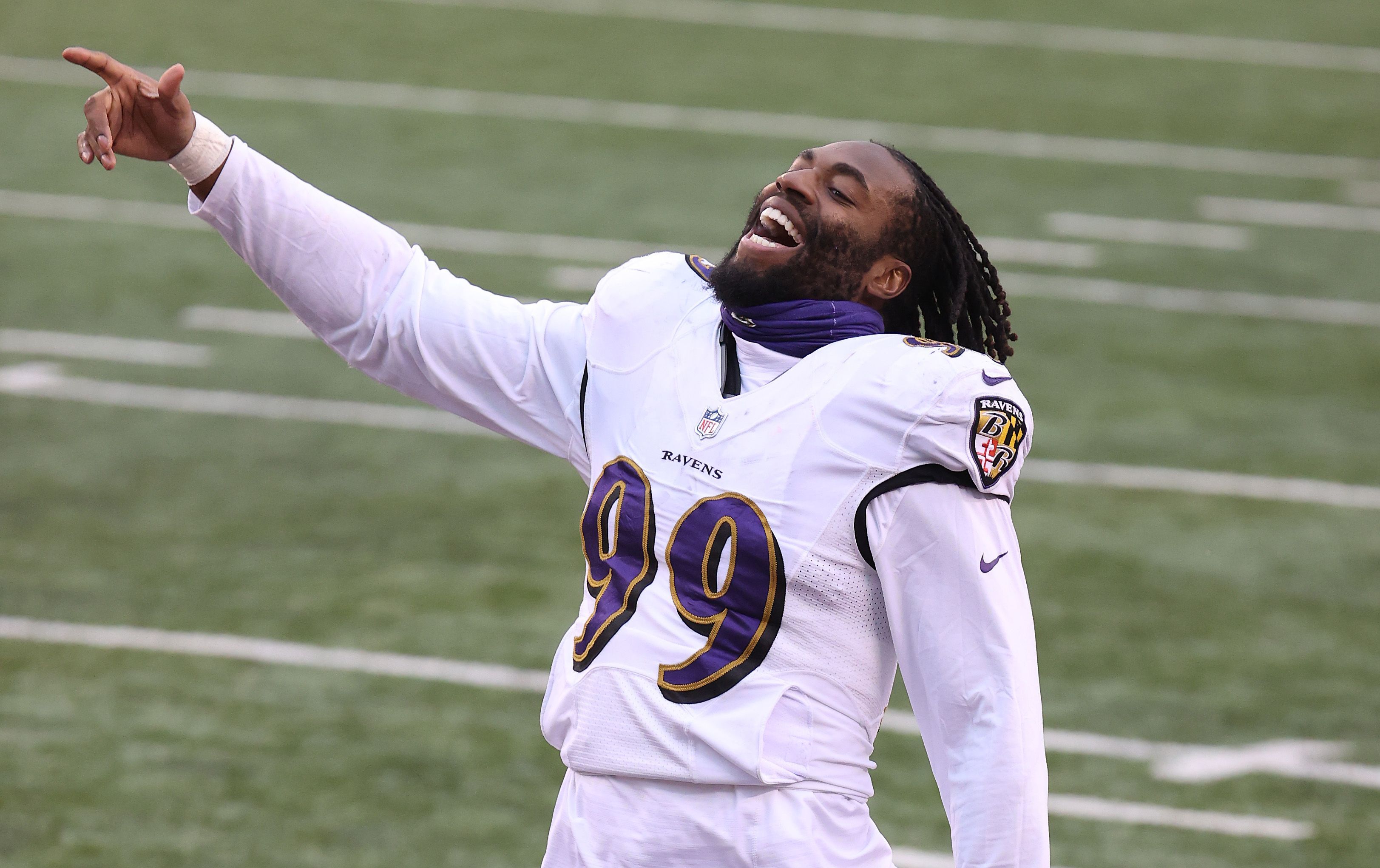 CINCINNATI, OHIO - JANUARY 03:   Matthew Judon #99 of the Baltimore Ravens celebrates after the win against the Cincinnati Bengals at Paul Brown Stadium on January 03, 2021 in Cincinnati, Ohio. (Photo by Andy Lyons/Getty Images)