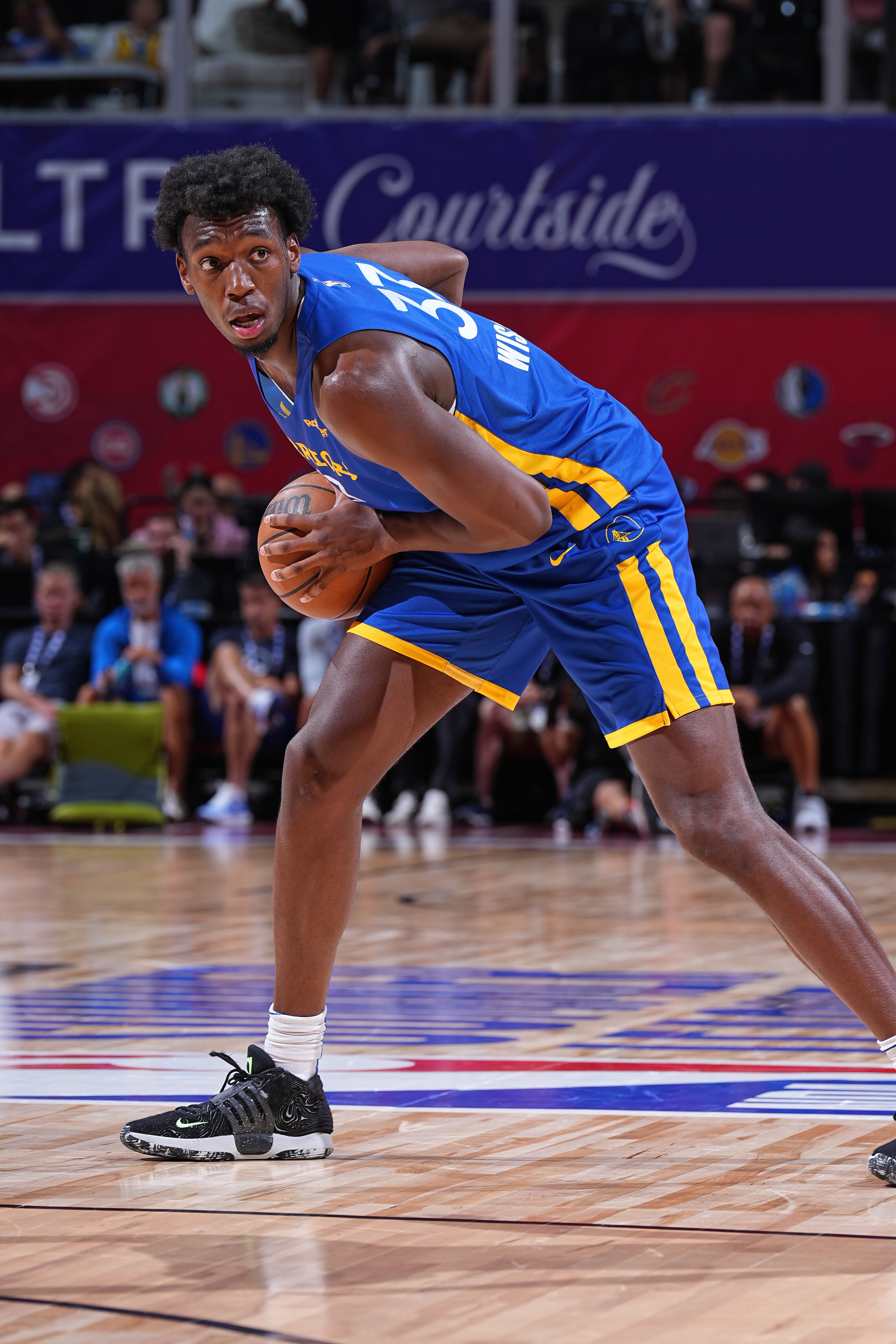 LAS VEGAS, NV - JULY 10: James Wiseman #33 of the Golden State Warriors looks to pass the ball against the San Antonio Spurs during the 2022 Las Vegas Summer League on July 10, 2022 at the Thomas & Mack Center in Las Vegas, Nevada NOTE TO USER: User expressly acknowledges and agrees that, by downloading and/or using this Photograph, user is consenting to the terms and conditions of the Getty Images License Agreement. Mandatory Copyright Notice: Copyright 2022 NBAE (Photo by Garrett Ellwood/NBAE via Getty Images)