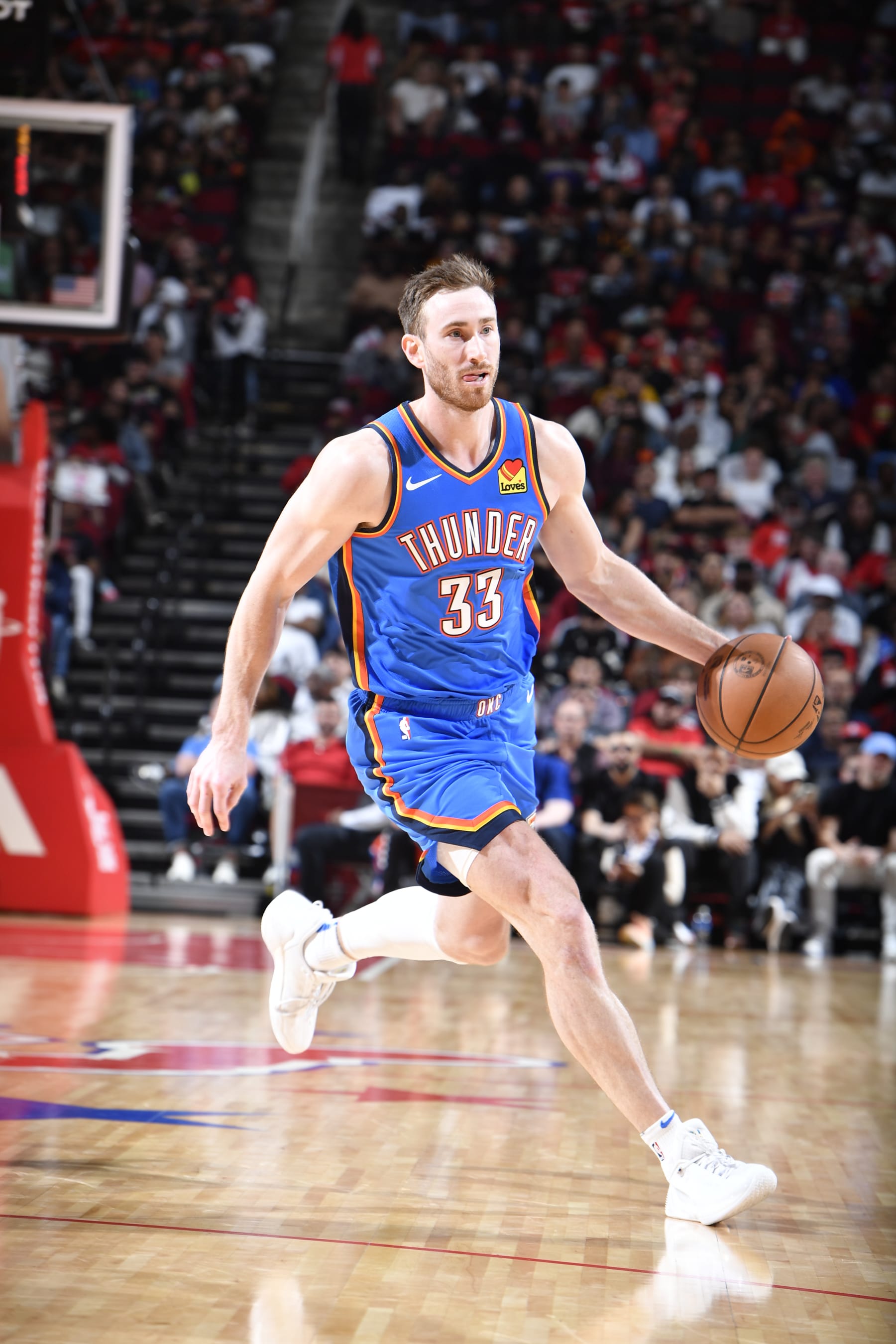 HOUSTON, TX - FEBRUARY 25:   Gordon Hayward #33 of the Oklahoma City Thunder handles the ball during the game  on February 25, 2024 at the Toyota Center in Houston, Texas. NOTE TO USER: User expressly acknowledges and agrees that, by downloading and or using this photograph, User is consenting to the terms and conditions of the Getty Images License Agreement. Mandatory Copyright Notice: Copyright 2024 NBAE (Photo by Logan Riely/NBAE via Getty Images)