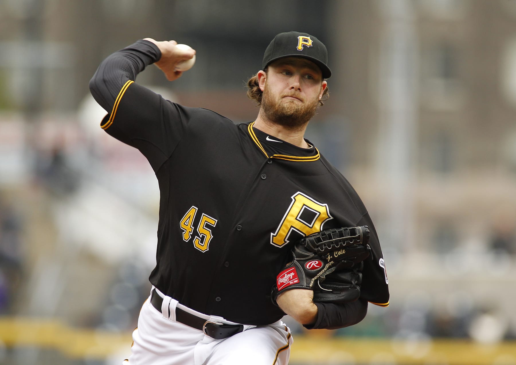 PITTSBURGH, PA - SEPTEMBER 30:  Gerrit Cole #45 of the Pittsburgh Pirates pitches in the first inning during game one of the doubleheader against the St. Louis Cardinals at PNC Park on September 30, 2015 in Pittsburgh, Pennsylvania.  (Photo by Justin K. Aller/Getty Images)