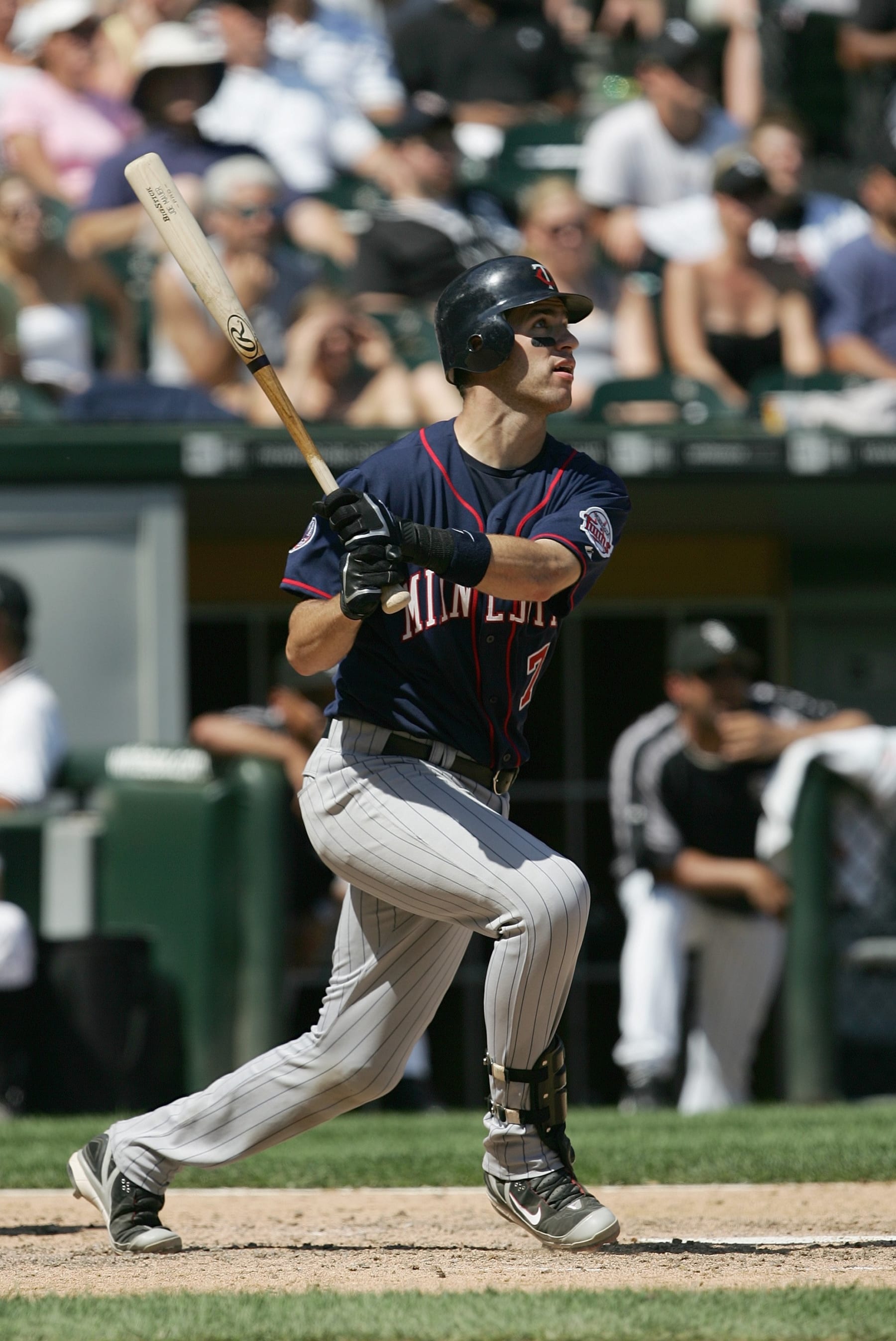 CHICAGO - JULY 8:  Joe Mauer #7 of the Minnesota Twins bats against the Chicago White Sox on July 8, 2007 at U.S. Cellular Field in Chicago, Illinois. The White Sox won 6-3. (Photo by Jonathan Daniel/Getty Images) 