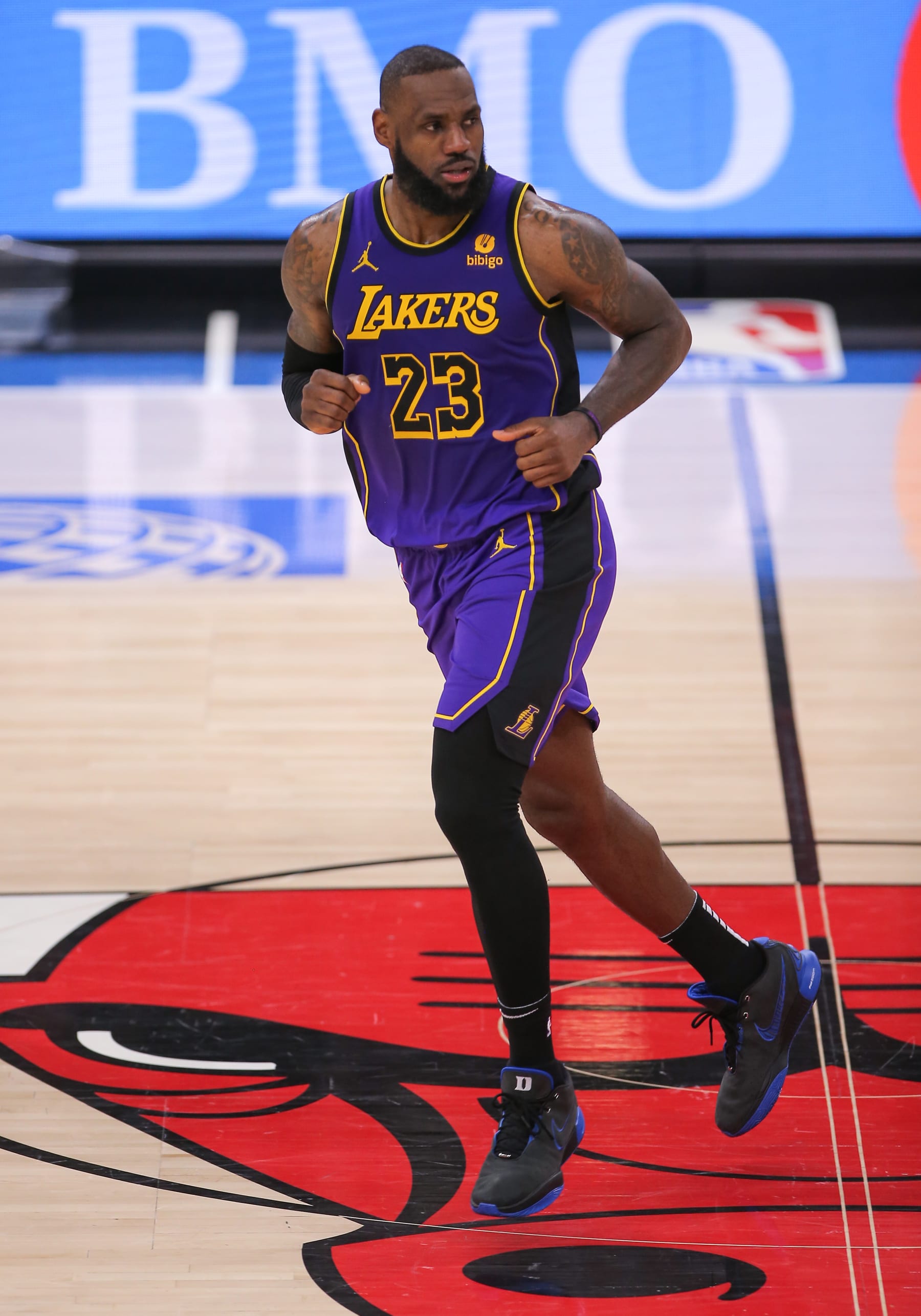 CHICAGO, IL - DECEMBER 20: LeBron James #23 of the Los Angeles Lakers looks on during the second half against the Chicago Bulls at the United Center on December 20, 2023 in Chicago, Illinois. (Photo by Melissa Tamez/Icon Sportswire via Getty Images) CHICAGO, IL - DECEMBER 20: LeBron James #23 of the Los Angeles Lakers looks on during the second half against the Chicago Bulls at the United Center on December 20, 2023 in Chicago, Illinois. (Photo by Melissa Tamez/Icon Sportswire via Getty Images)