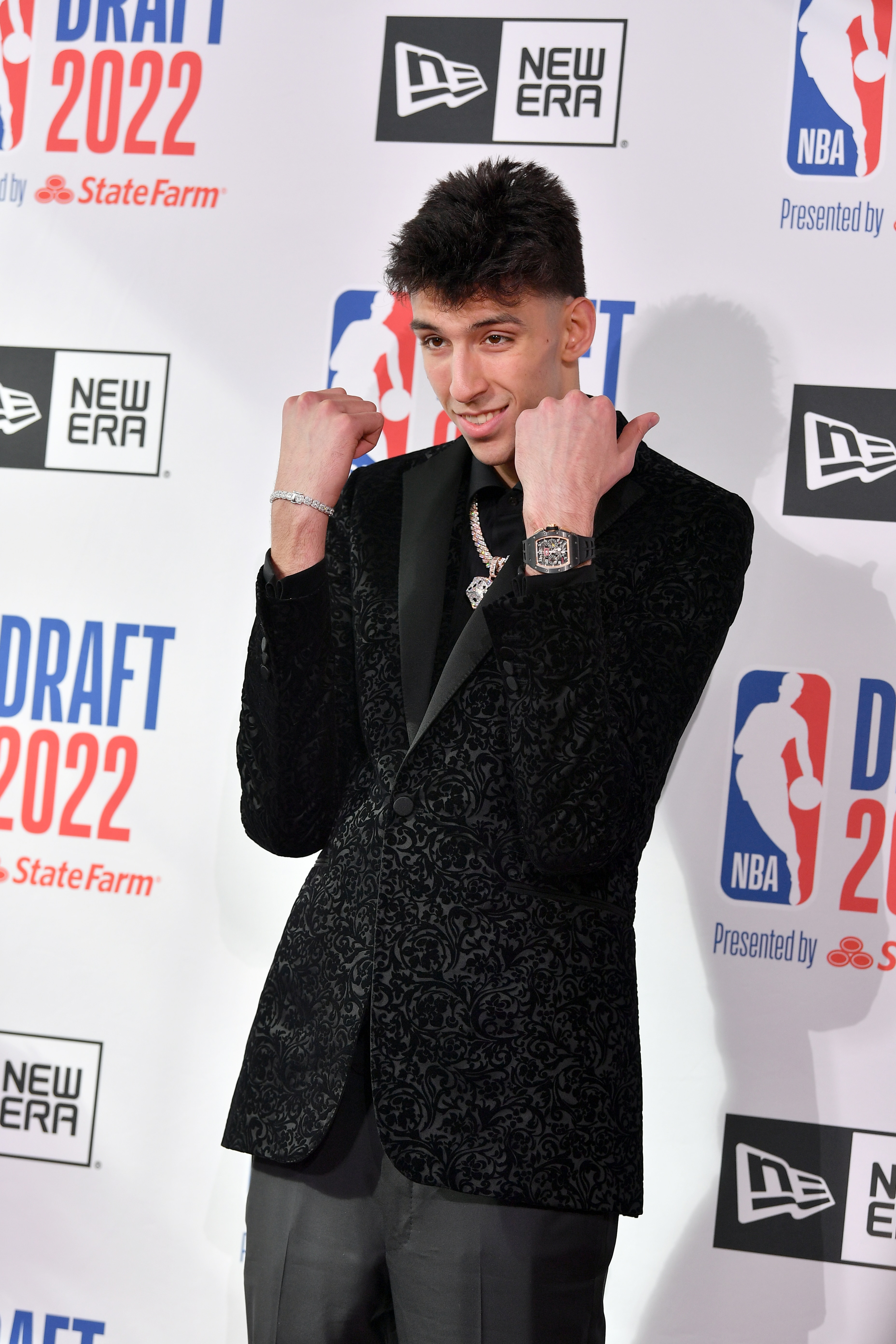 BROOKLYN, NY - JUNE 23: Chet Holmgren arrives at the arena before the 2022 NBA Draft on June 23, 2022 at Barclays Center in Brooklyn, New York. NOTE TO USER: User expressly acknowledges and agrees that, by downloading and or using this photograph, User is consenting to the terms and conditions of the Getty Images License Agreement. Mandatory Copyright Notice: Copyright 2022 NBAE (Photo by Catalina Fragoso/NBAE via Getty Images)