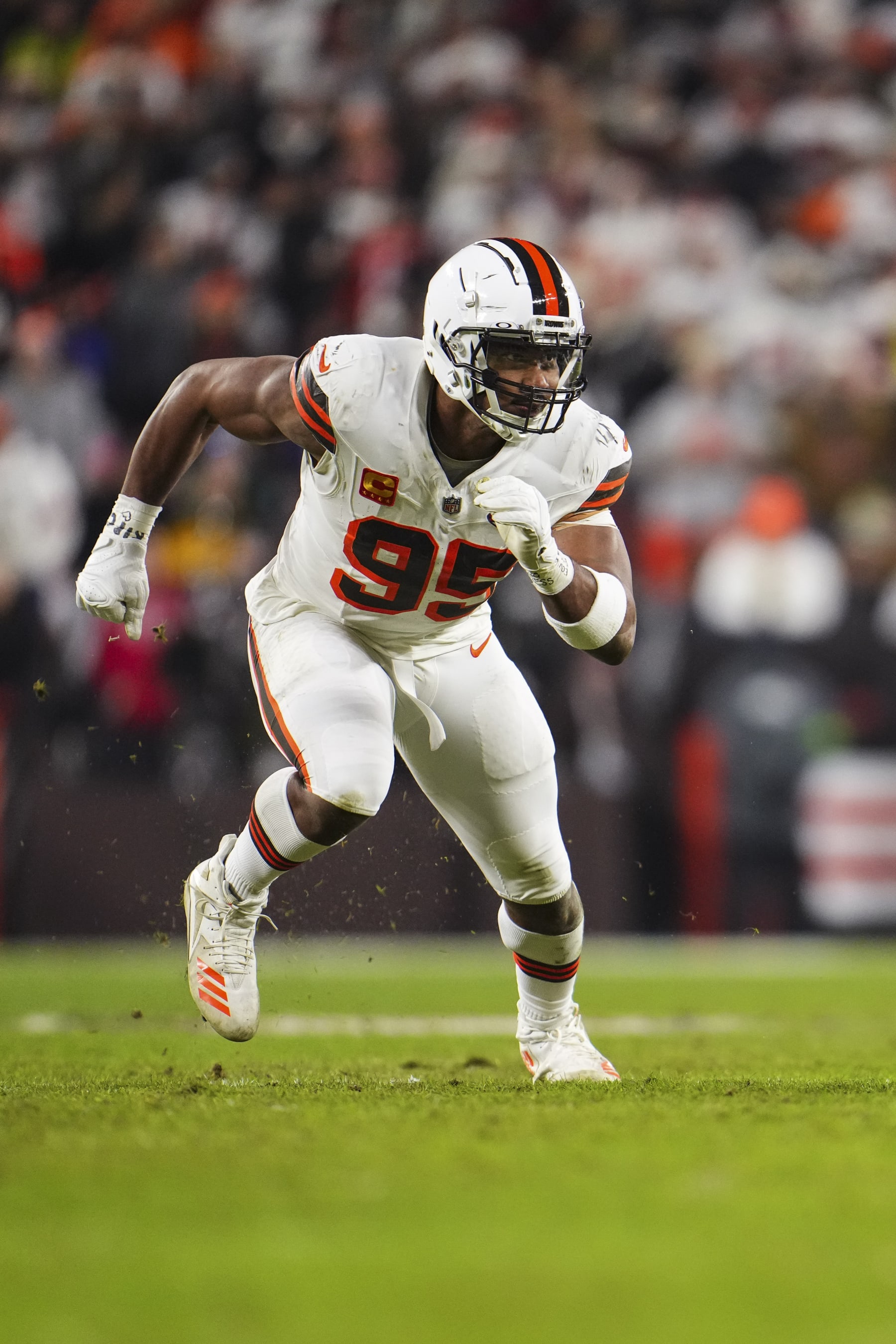 CLEVELAND, OH - DECEMBER 28: Myles Garrett #95 of the Cleveland Browns rushes the passer during an NFL football game against the New York Jets at Cleveland Browns Stadium on December 28, 2023 in Cleveland, Ohio. (Photo by Cooper Neill/Getty Images)