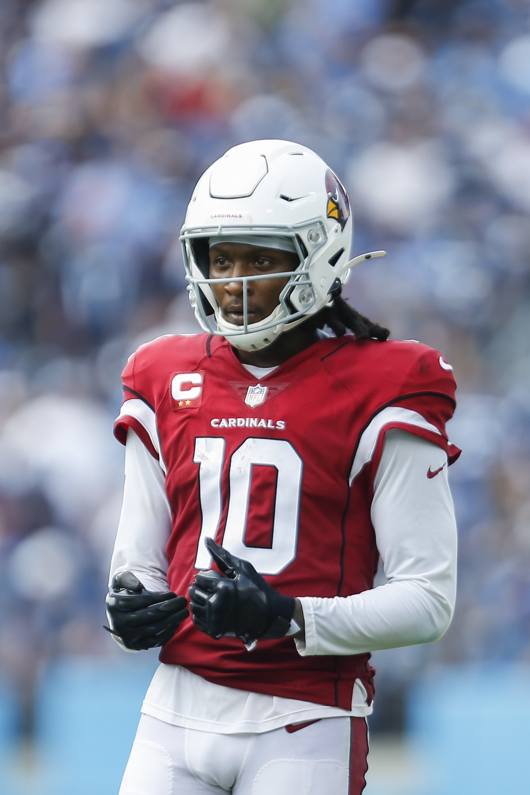 NASHVILLE, TENNESSEE - SEPTEMBER 12: DeAndre Hopkins #10 of the Arizona Cardinals lines up before a play against the Tennessee Titans at Nissan Stadium on September 12, 2021 in Nashville, Tennessee. (Photo by Silas Walker/Getty Images)