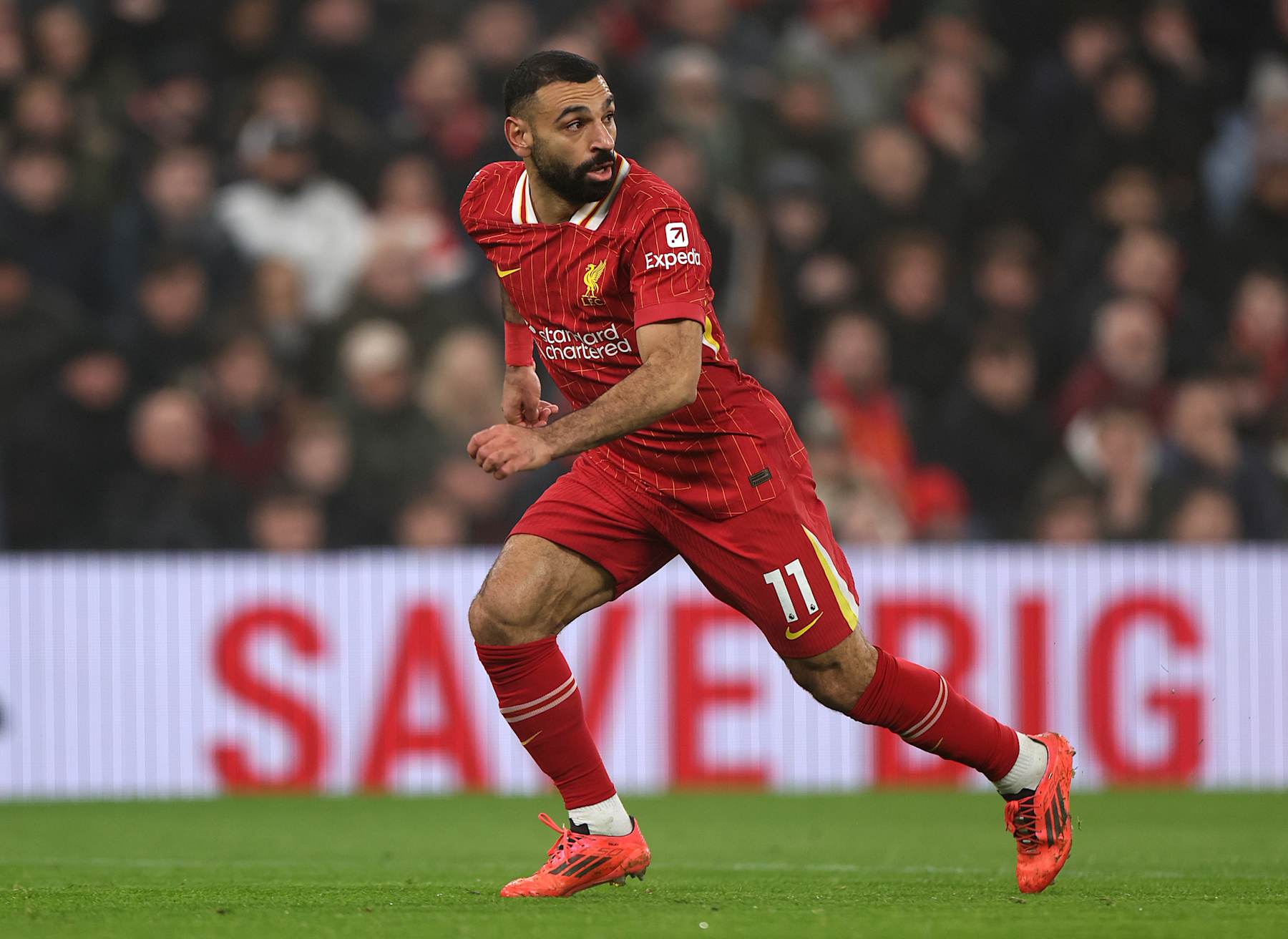 LIVERPOOL, ENGLAND - DECEMBER 26: Mohamed Salah of Liverpool during the Premier League match between Liverpool FC and Leicester City FC at Anfield on December 26, 2024 in Liverpool, England. (Photo by Copa/Getty Images)