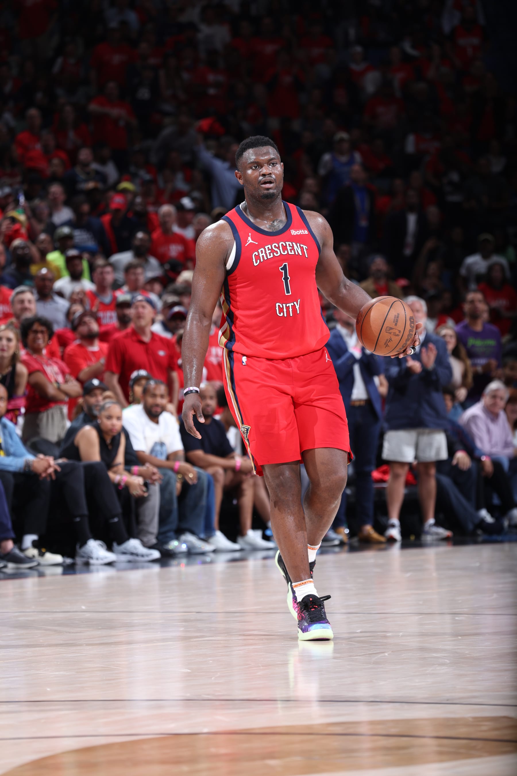 NEW ORLEANS, LA - APRIL 16: Zion Williamson #1 of the New Orleans Pelicans dribbles the ball during the game against the Los Angeles Lakers during the 2024 Play-In Tournament on April 16, 2024 at the Smoothie King Center in New Orleans, Louisiana. NOTE TO USER: User expressly acknowledges and agrees that, by downloading and or using this Photograph, user is consenting to the terms and conditions of the Getty Images License Agreement. Mandatory Copyright Notice: Copyright 2024 NBAE (Photo by Jeff Haynes/NBAE via Getty Images)
