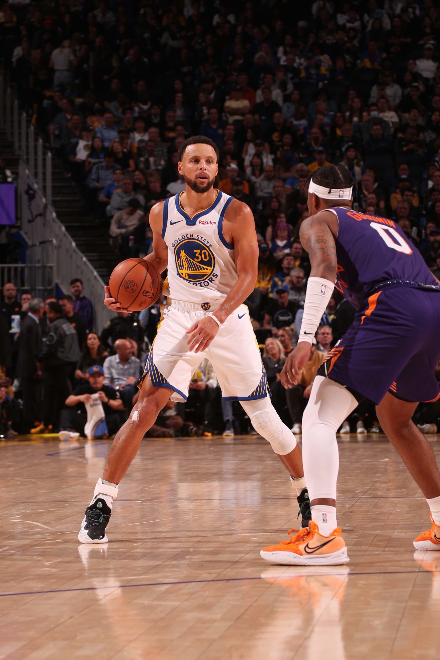 SAN FRANCISCO, CA - OCTOBER 24: Stephen Curry #30 of the Golden State Warriors dribbles the ball during the game against the Phoenix Suns  on October 24, 2023 at Chase Center in San Francisco, California. NOTE TO USER: User expressly acknowledges and agrees that, by downloading and or using this photograph, user is consenting to the terms and conditions of Getty Images License Agreement. Mandatory Copyright Notice: Copyright 2023 NBAE (Photo by Jed Jacobsohn/NBAE via Getty Images)