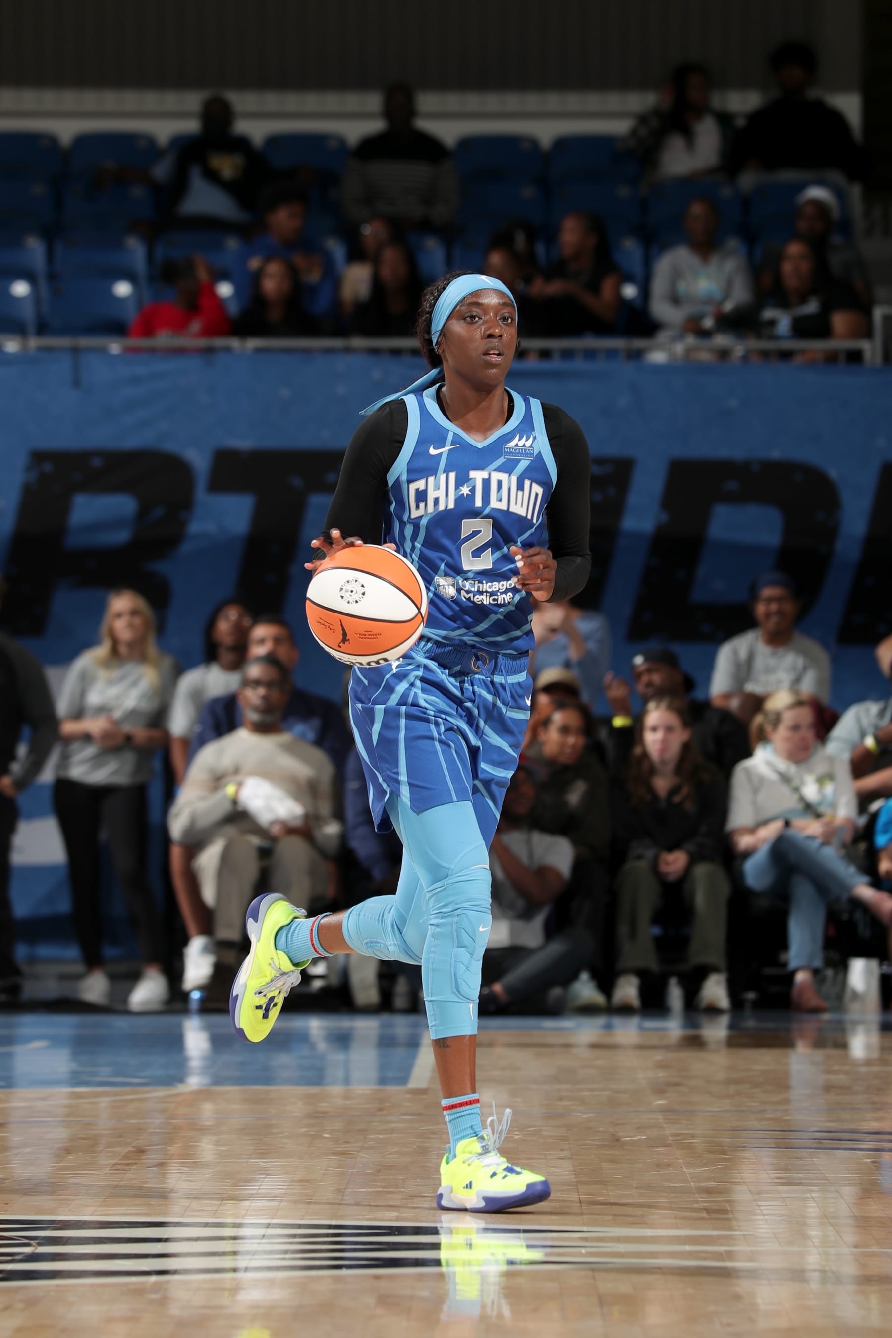 CHICAGO, IL -  SEPTEMBER 8: Kahleah Copper #2 of the Chicago Sky dribbles the ball during the game against the Minnesota Lynx on September 8, 2023 at the Wintrust Arena in Chicago, IL. NOTE TO USER: User expressly acknowledges and agrees that, by downloading and or using this photograph, User is consenting to the terms and conditions of the Getty Images License Agreement. Mandatory Copyright Notice: Copyright 2023 NBAE (Photo by Gary Dineen/NBAE via Getty Images)