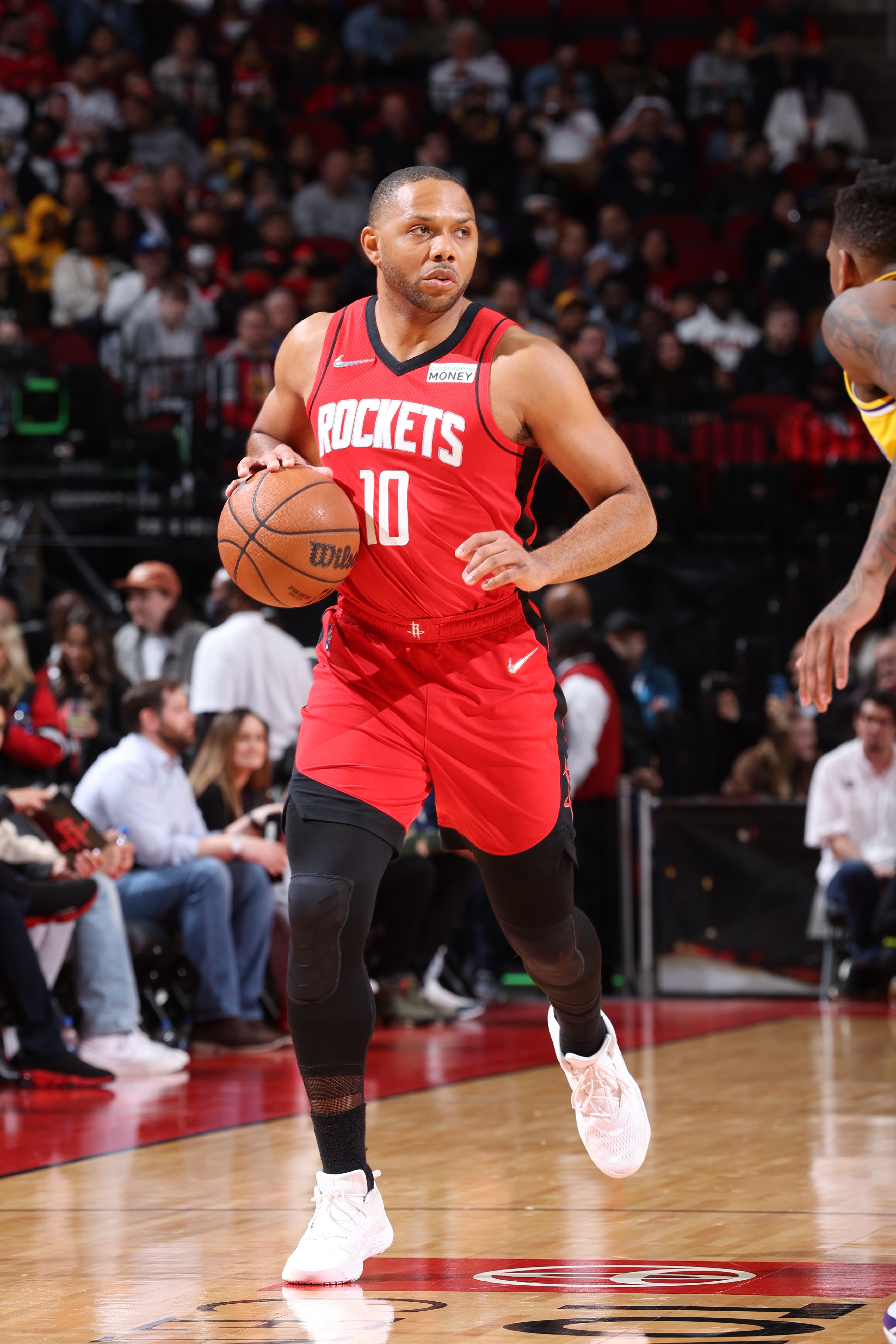 CHICAGO, IL - MARCH 9: Eric Gordon #10 of the Houston Rockets dribbles the ball during the game against the Los Angeles Lakers on March 9, 2022 at United Center in Chicago, Illinois. NOTE TO USER: User expressly acknowledges and agrees that, by downloading and or using this photograph, User is consenting to the terms and conditions of the Getty Images License Agreement. Mandatory Copyright Notice: Copyright 2022 NBAE (Photo by Jeff Haynes/NBAE via Getty Images)