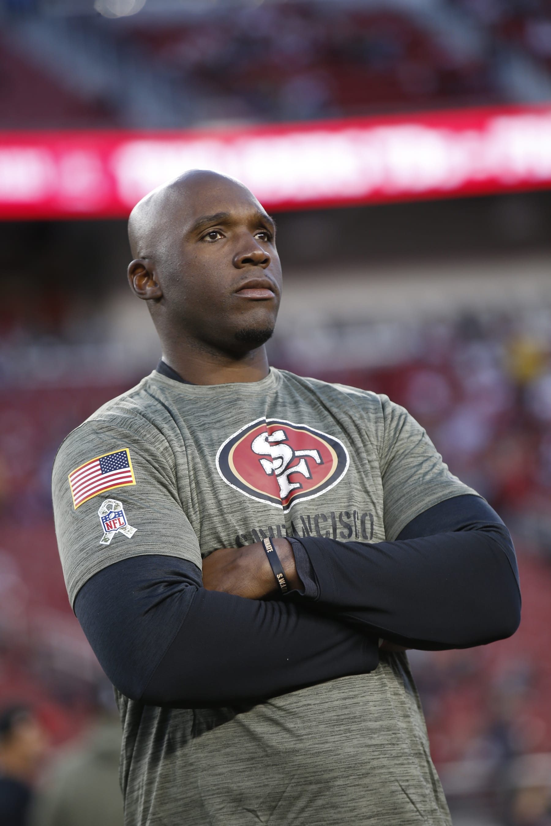 SANTA CLARA, CA - NOVEMBER 13: Defensive Coordinator DeMeco Ryans of the San Francisco 49ers on the field before the game against the Los Angeles Chargers at Levi's Stadium on November 13, 2022 in Santa Clara, California. The 49ers defeated the Chargers 22-16. (Photo by Michael Zagaris/San Francisco 49ers/Getty Images)