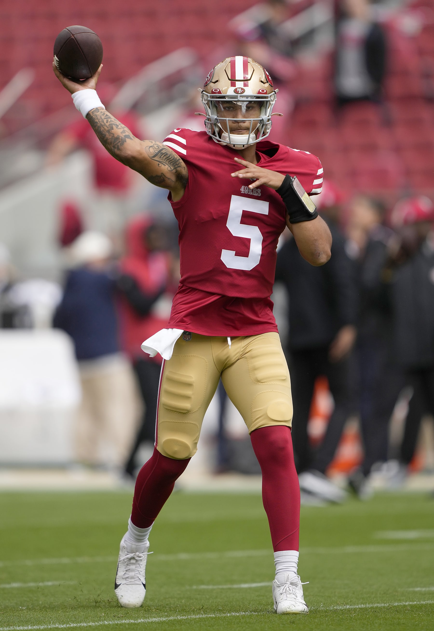 SANTA CLARA, CALIFORNIA - SEPTEMBER 18: Trey Lance #5 of the San Francisco 49ers warms up before the game against the Seattle Seahawks at Levi's Stadium on September 18, 2022 in Santa Clara, California. (Photo by Thearon W. Henderson/Getty Images)