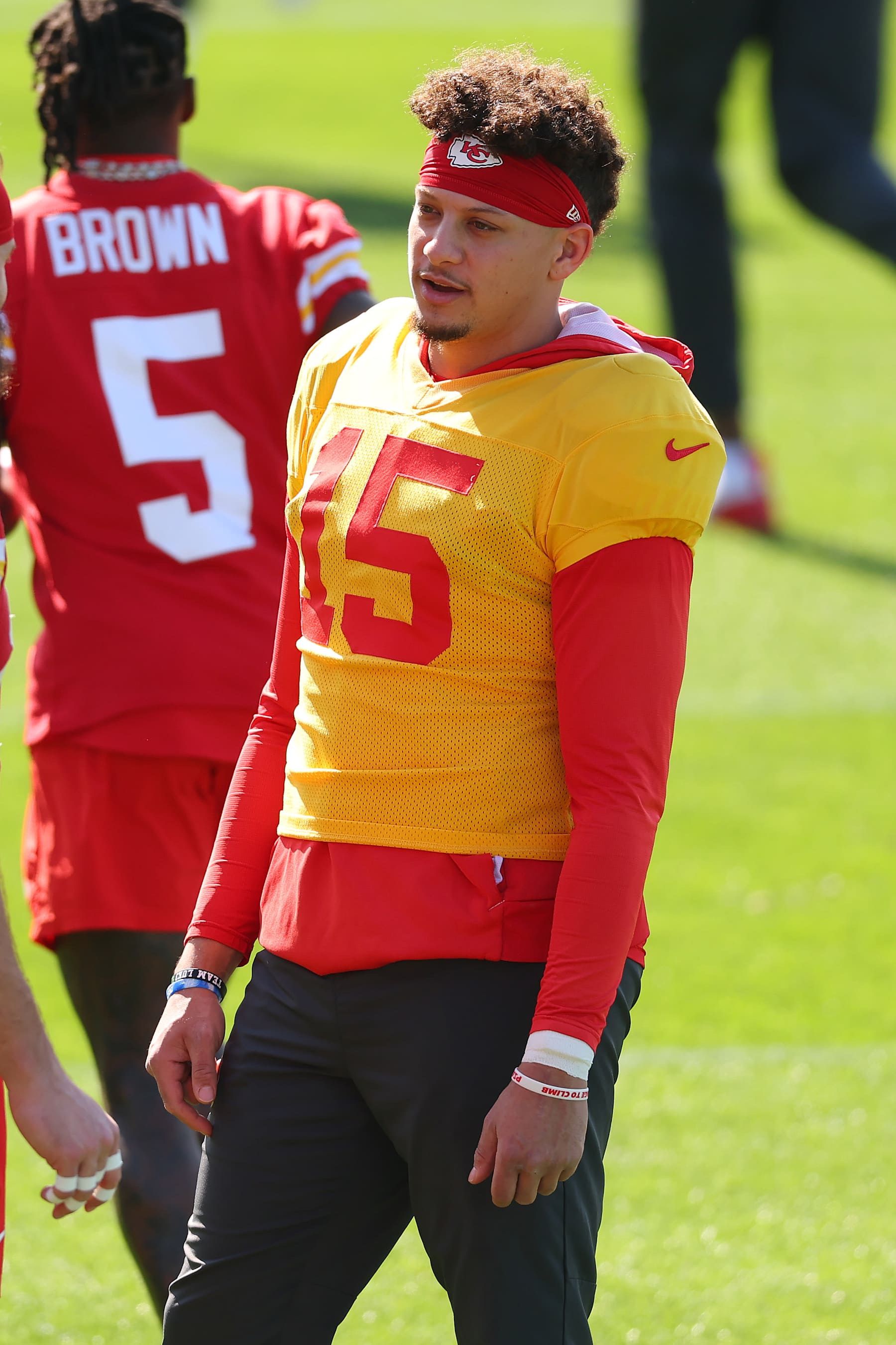 NEW ORLEANS, LOUISIANA - FEBRUARY 05: Patrick Mahomes #15 of the Kansas City Chiefs looks on during a practice ahead of Super Bowl LIX at Tulane University’s Yulman Stadium on February 05, 2025 in New Orleans, Louisiana. (Photo by Gregory Shamus/Getty Images)